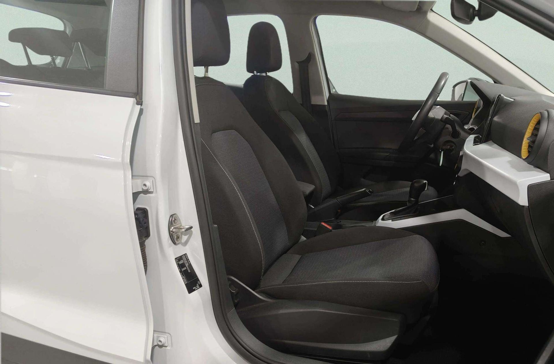SEAT Arona 1.0 TSI Style XL DSG - foto 17