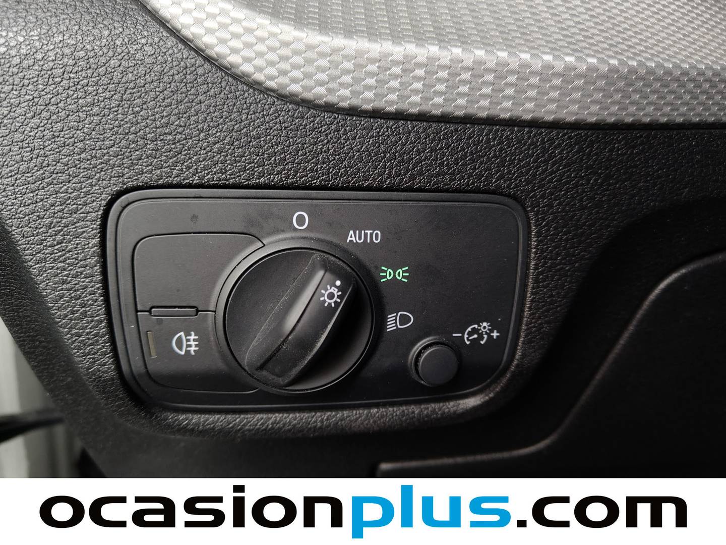 Foto Audi Q2 Audi Q2 Advanced 30 TDI (116 CV)