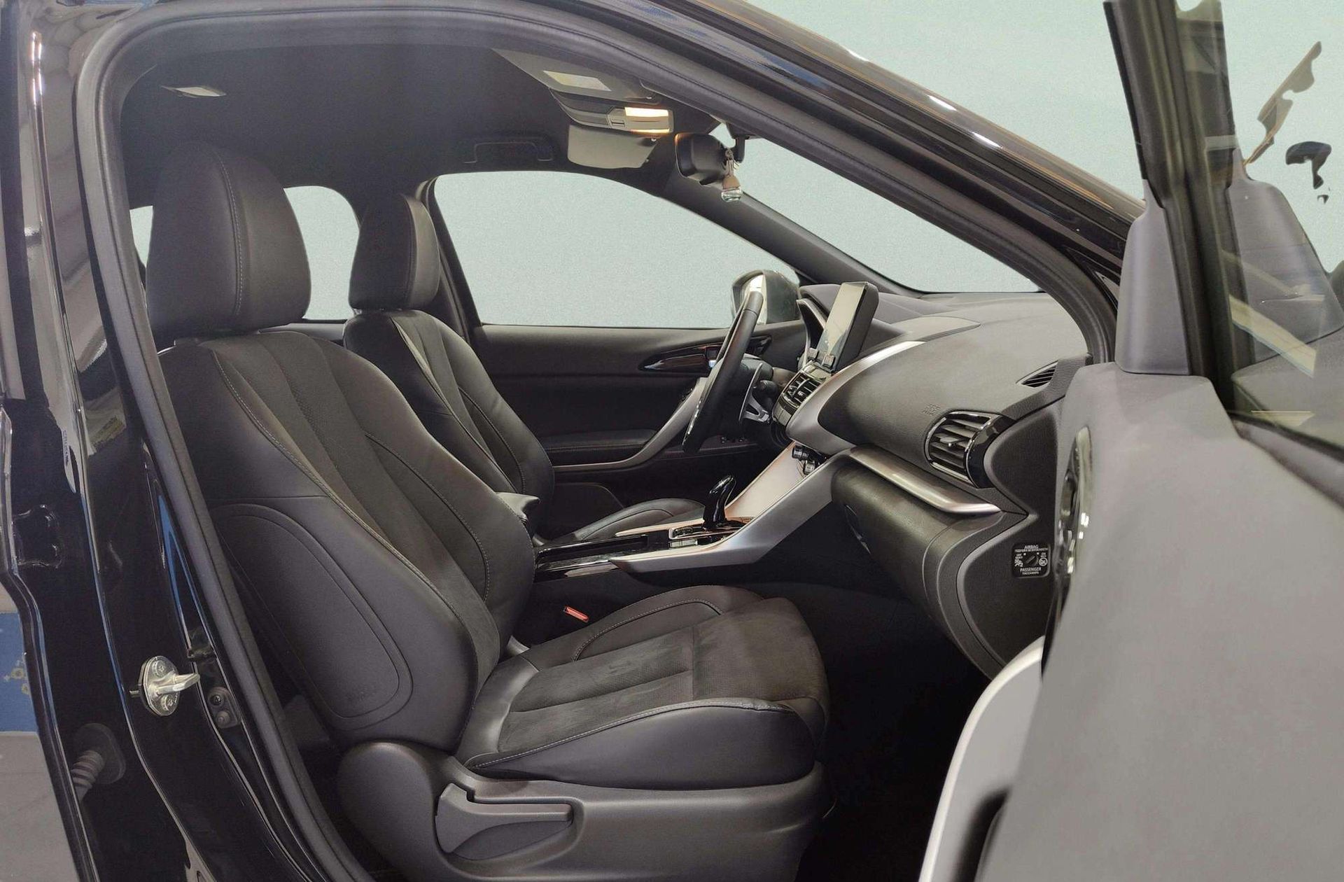 Mitsubishi Eclipse Cross 2.4 PHEV Kaiteki 4WD - foto 18