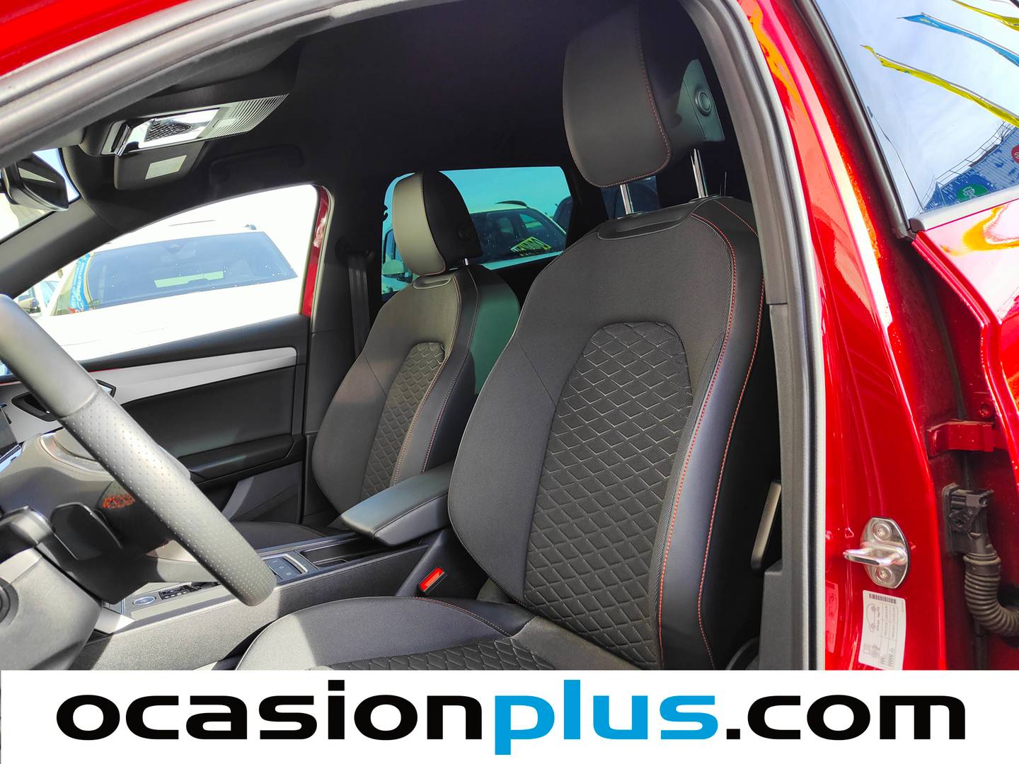 Foto asientos delanteros Seat León Seat León ST 1.5 eTSI S&S FR Special Edition DSG (150 CV)