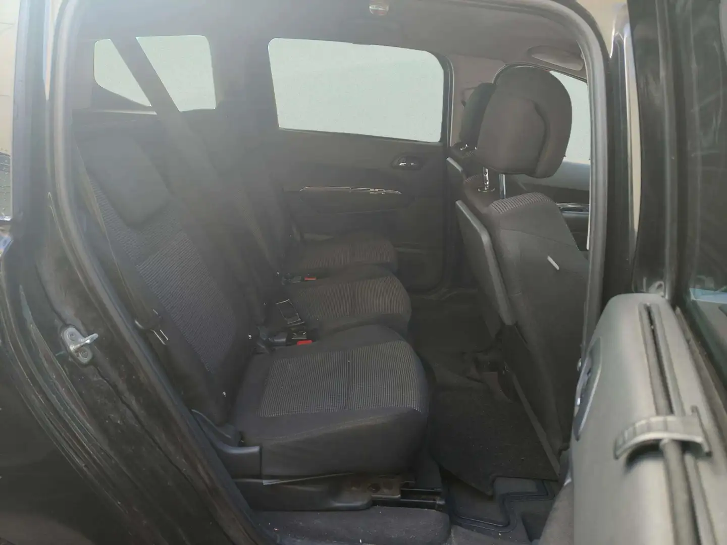 Foto Peugeot 5008 Peugeot 5008 1.6 HDI FAP Premium (110 CV)