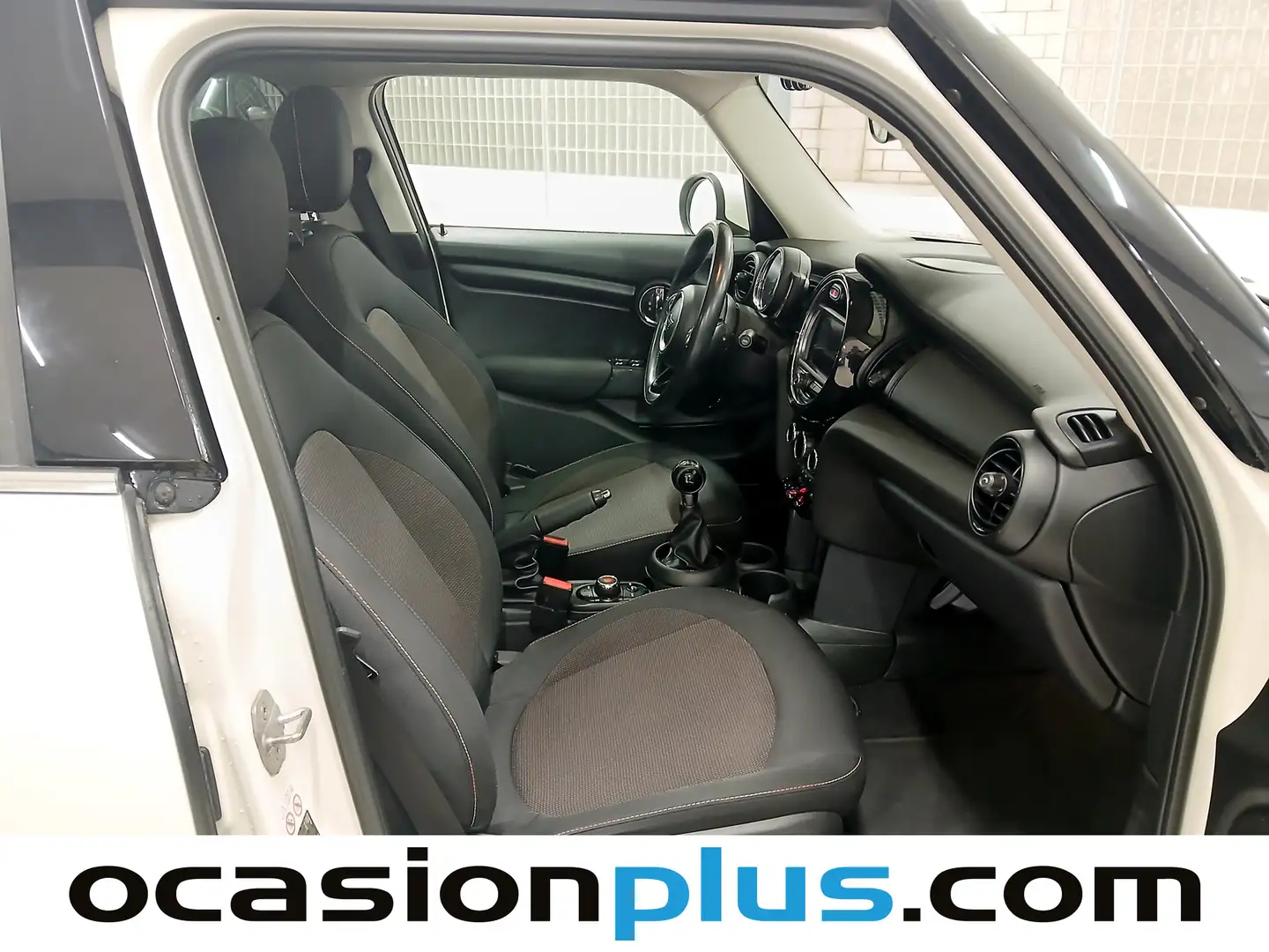 Foto Mini MINI MINI MINI 5 Puertas One (102 CV)