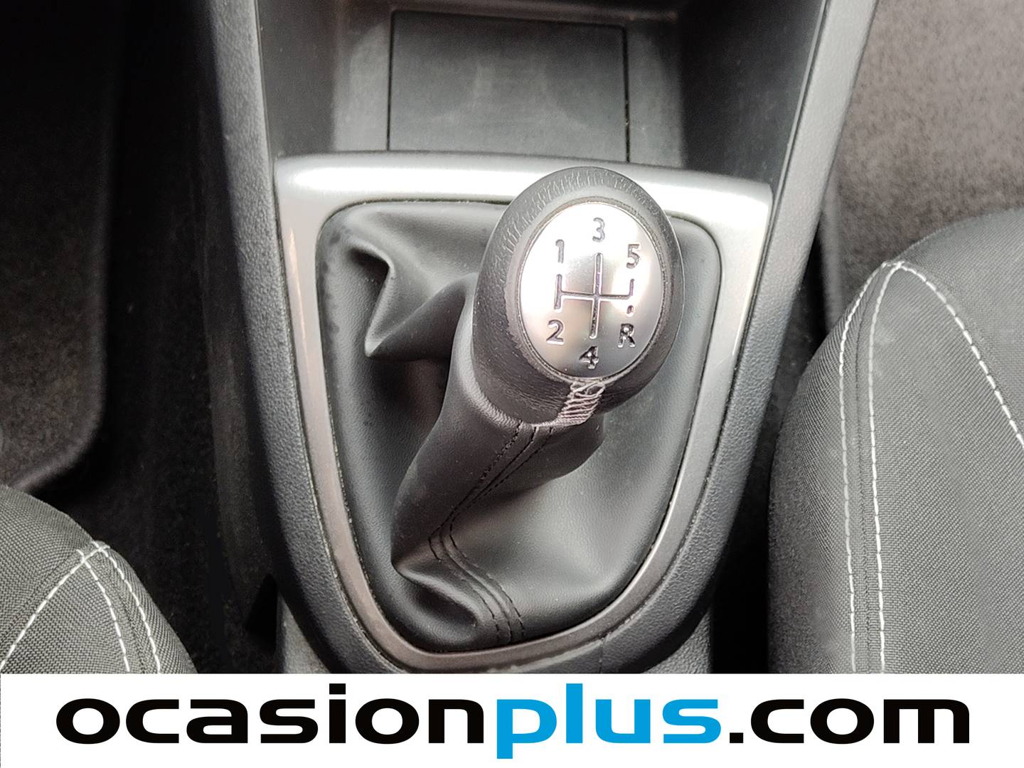 Renault Clio Renault Clio Limited 1.2 16v (75 CV) de segunda mano