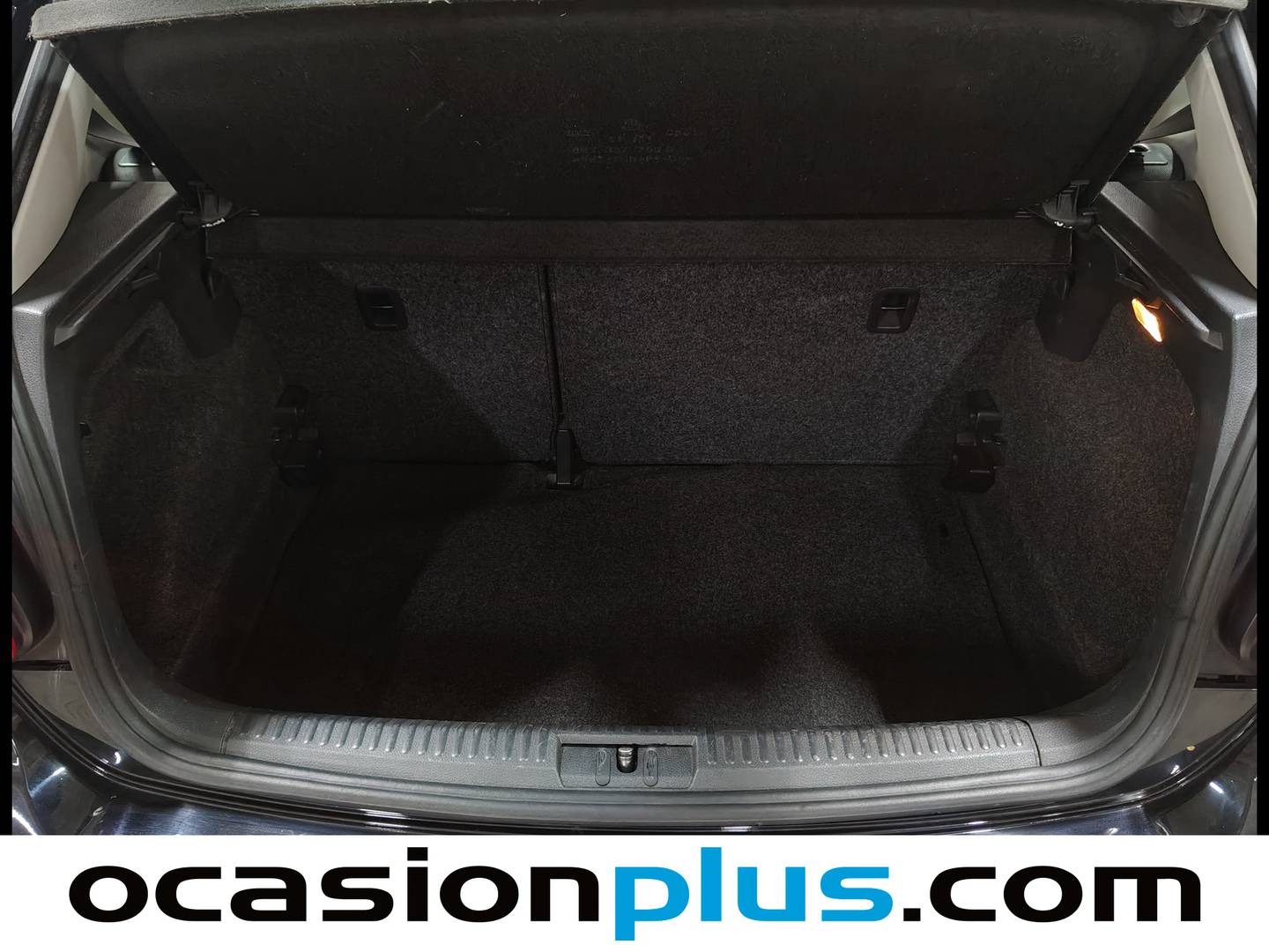 Foto Volkswagen Polo Volkswagen Polo Advance 1.4 TDI BMT (90 CV)