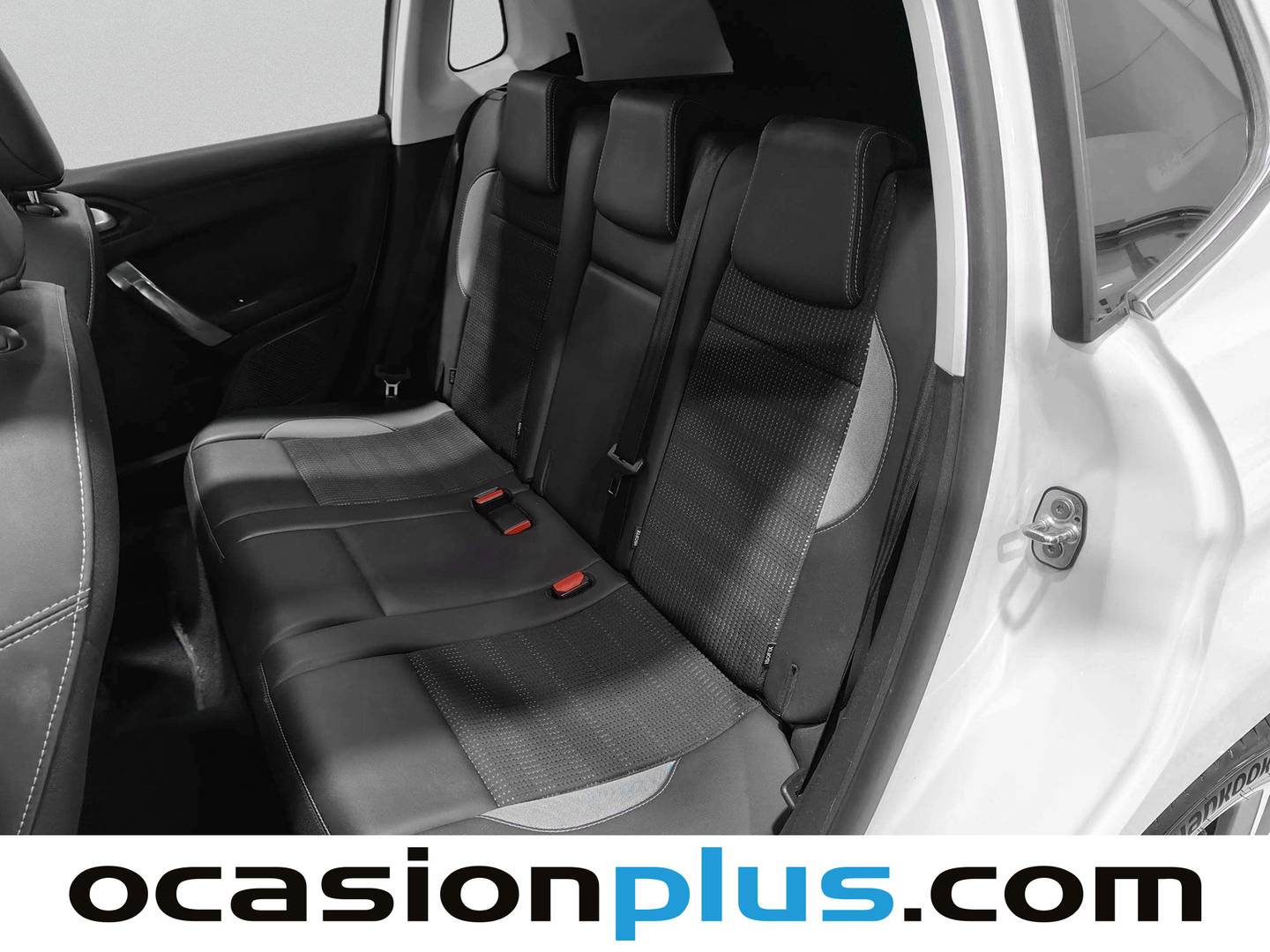 Foto asientos traseros Peugeot 2008 Peugeot 2008 BlueHDi 120 S&S Allure (120 CV)