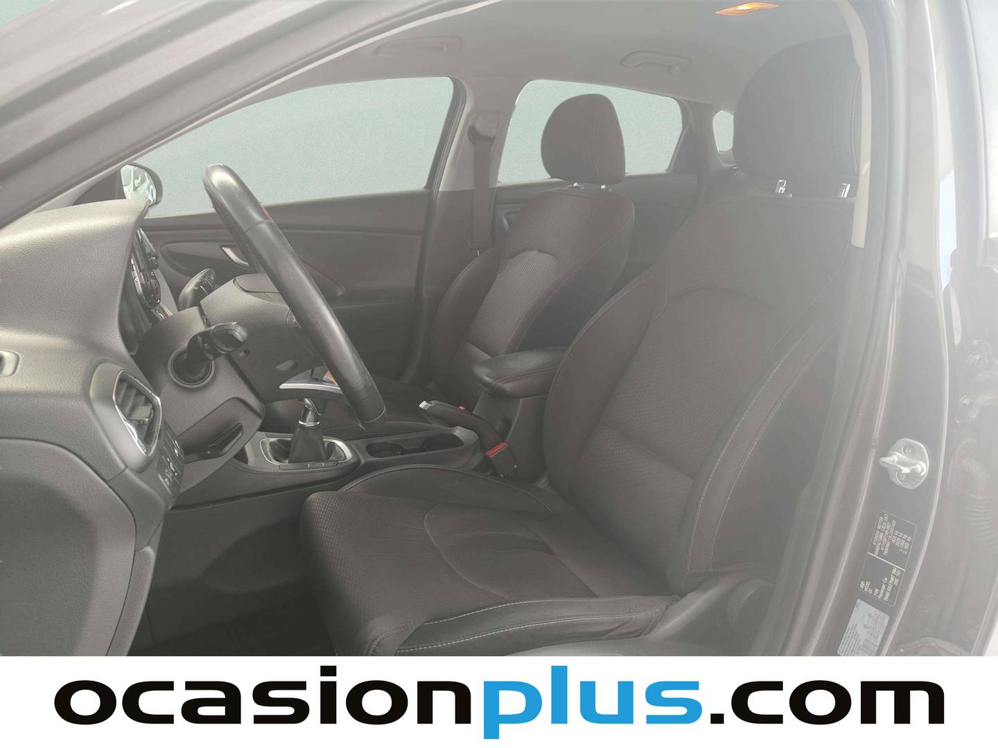 Foto asientos delanteros Hyundai i30 Hyundai i30 1.0 TGDI Link Fastback (120 CV)