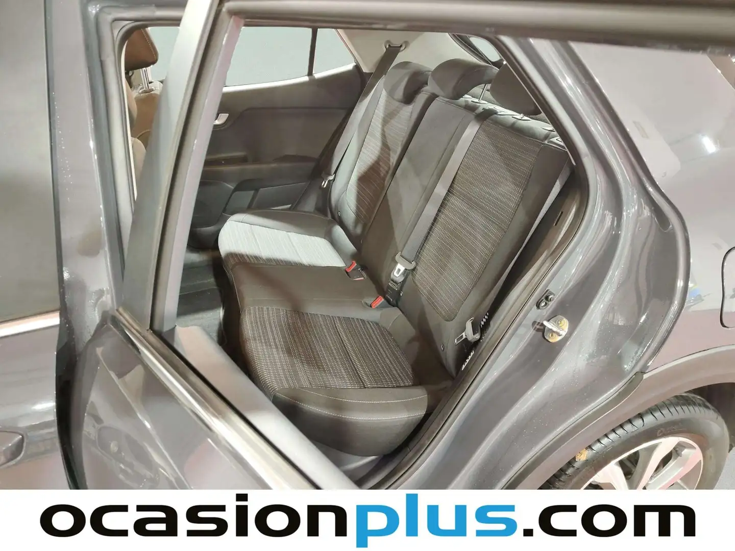 Foto KIA Stonic Kia Stonic 1.0 T-GDi MHEV Drive iMT (100 CV)