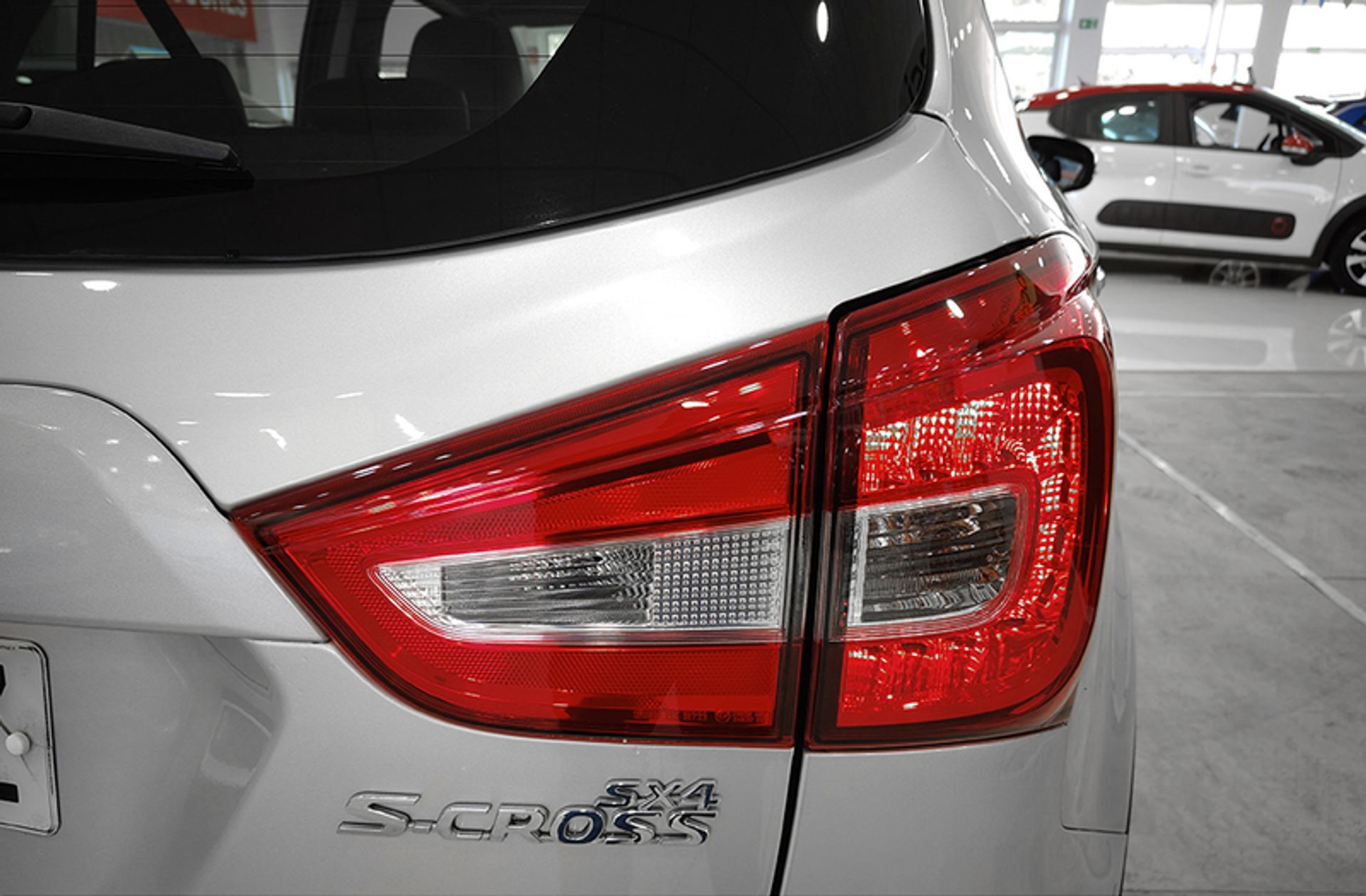 Suzuki S-Cross 1.4 Ditc GLX - foto 18