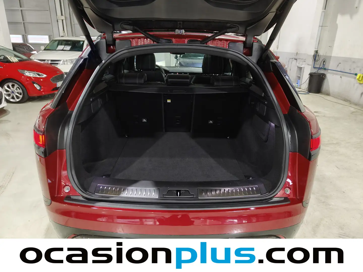 Foto Land Rover Range Rover Velar Land Rover Range Rover Velar P250 R-Dynamic 4WD Auto (250 CV)