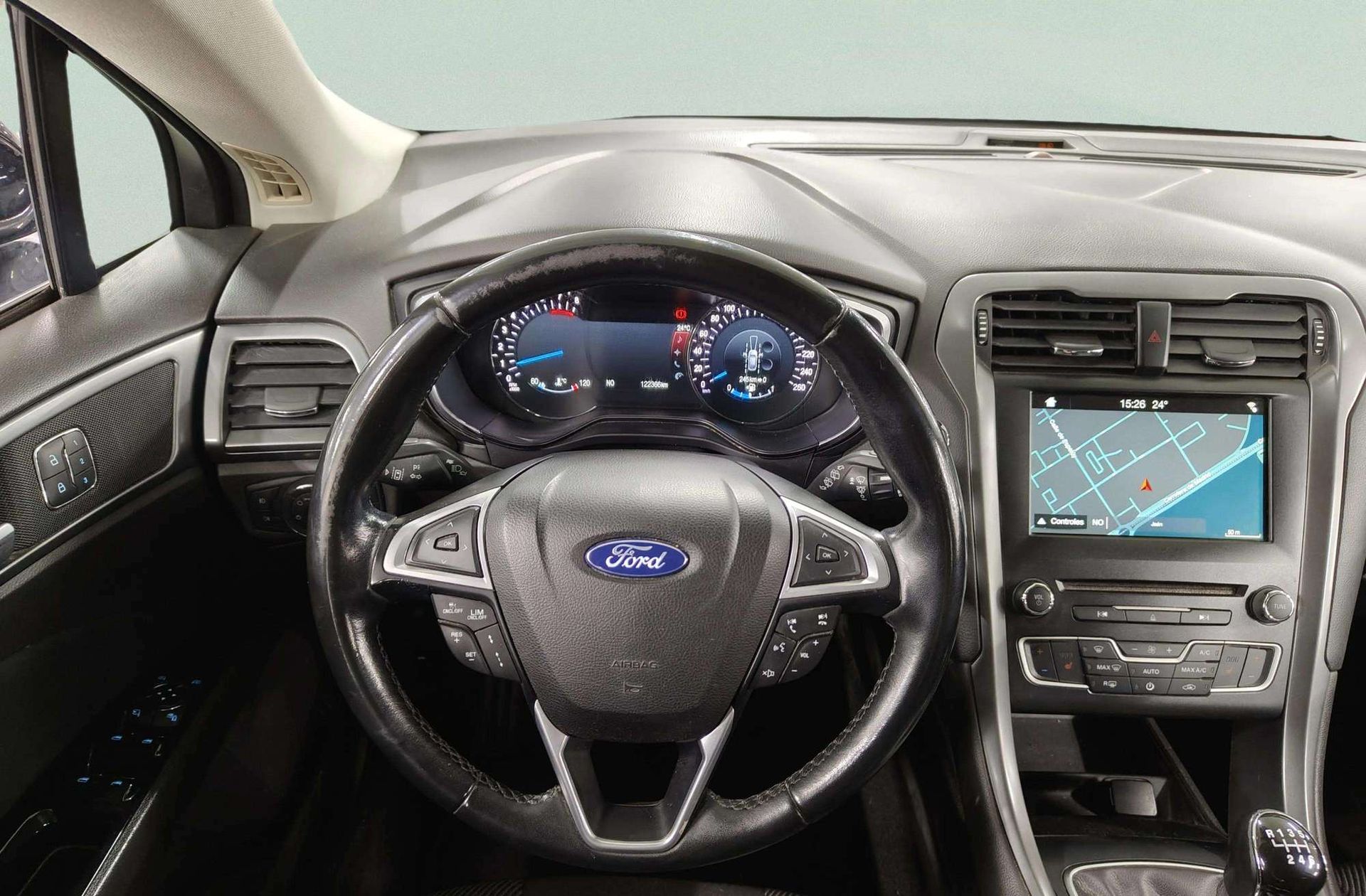 Ford Mondeo 1.5 EcoBoost Titanium - foto 20