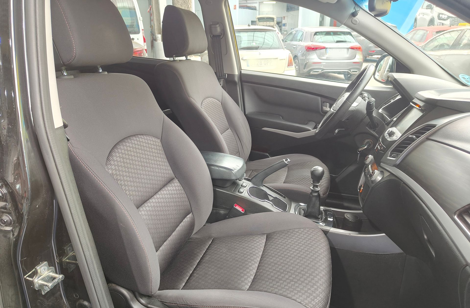 SsangYong Korando D22T Premium 4x2 - foto 20