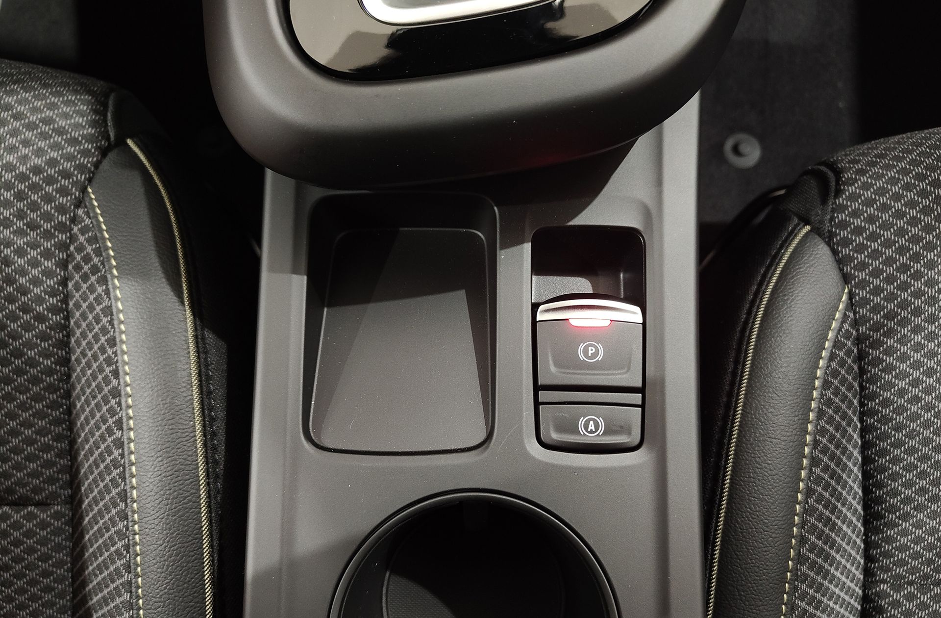 Renault Arkana Techno E-Tech full hybrid - foto 21