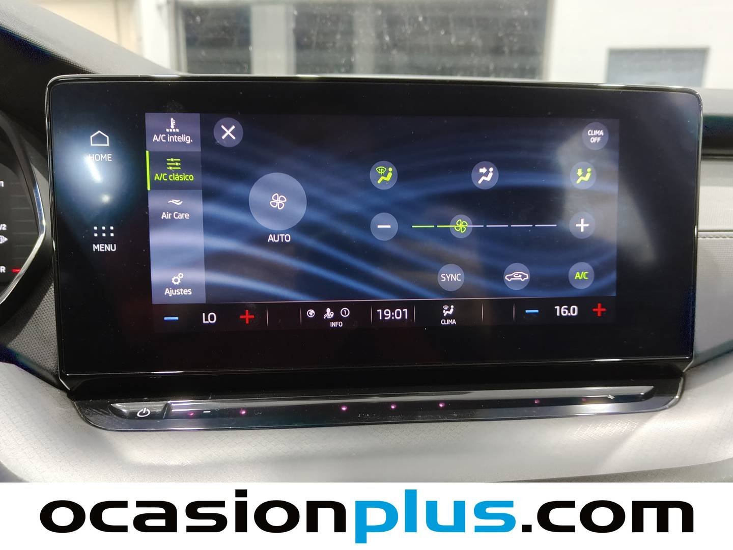 Foto Skoda Octavia Skoda Octavia Combi Combi 2.0 TDI Ambition (115 CV)