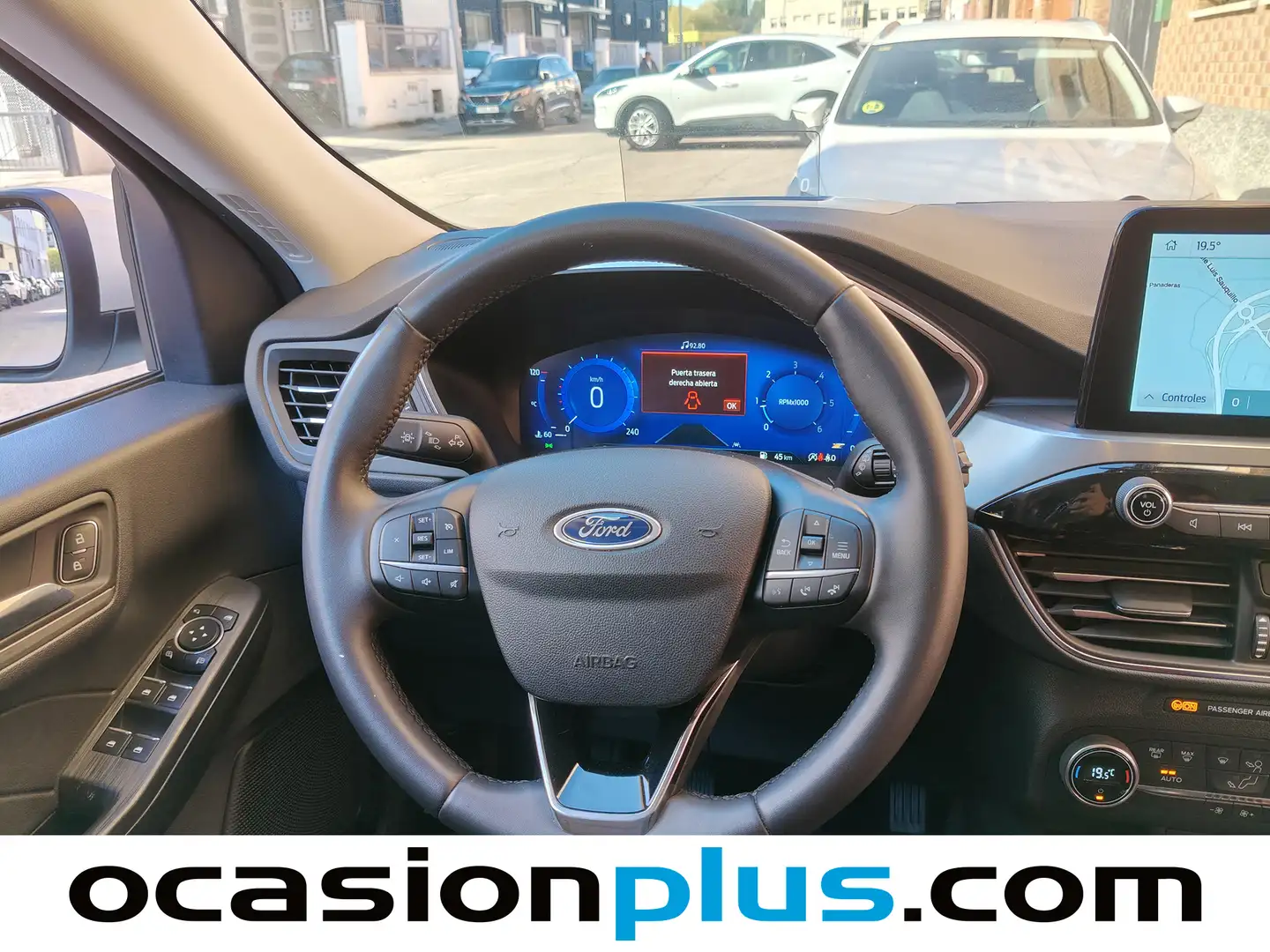 Foto Ford Kuga Ford Kuga 1.5 EcoBlue Titanium Auto (120 CV)