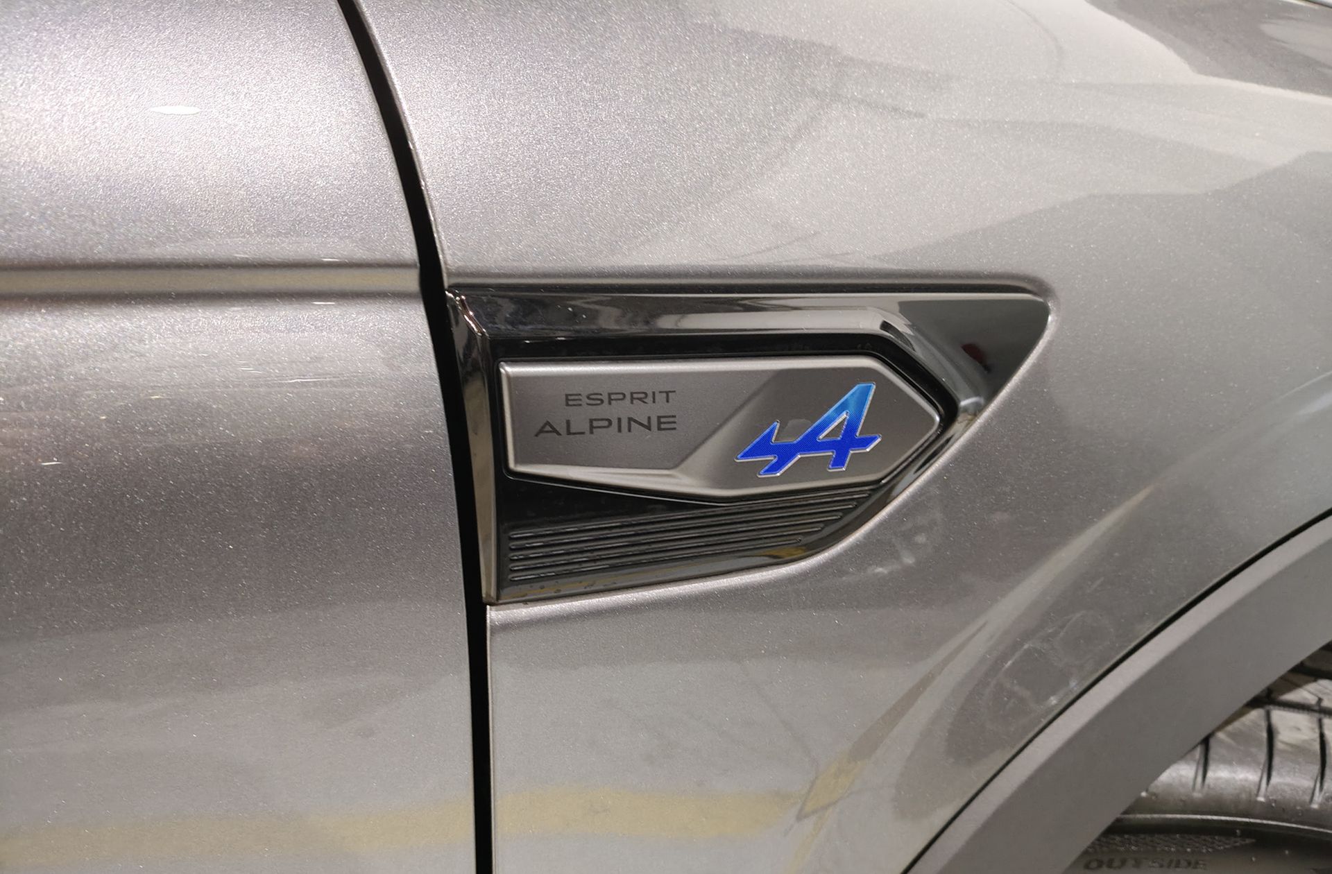 Renault Arkana Esprit Alpine E-Tech Híbrido - foto 6