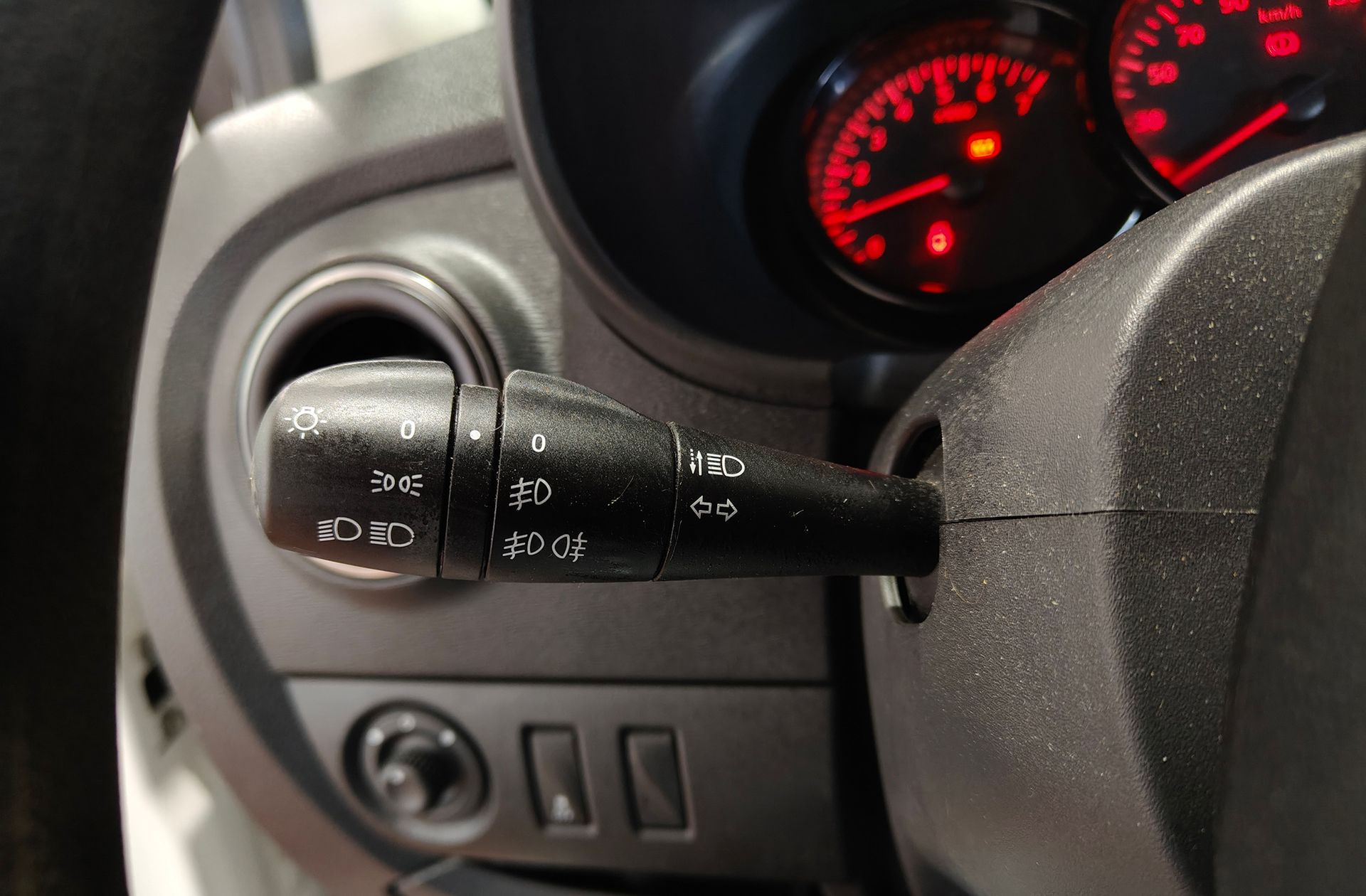 Dacia Dokker Essential 1.6 ECO-G - foto 21