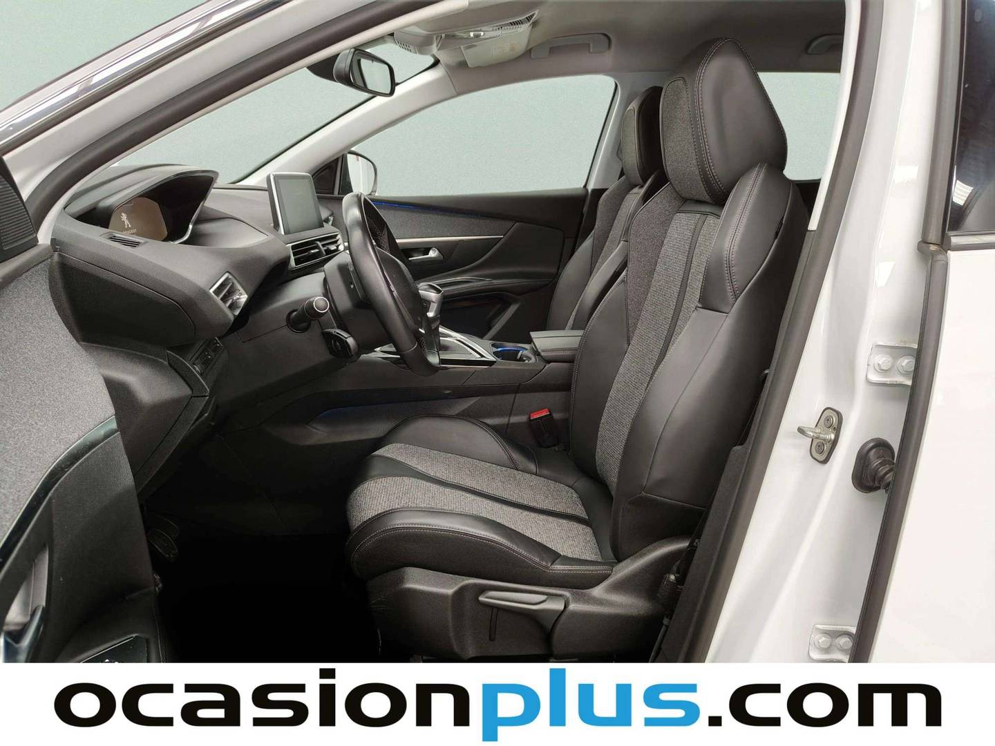 Foto asientos delanteros Peugeot 5008 Peugeot 5008 BlueHDi 130 S&S Allure (130 CV) 7 Plazas