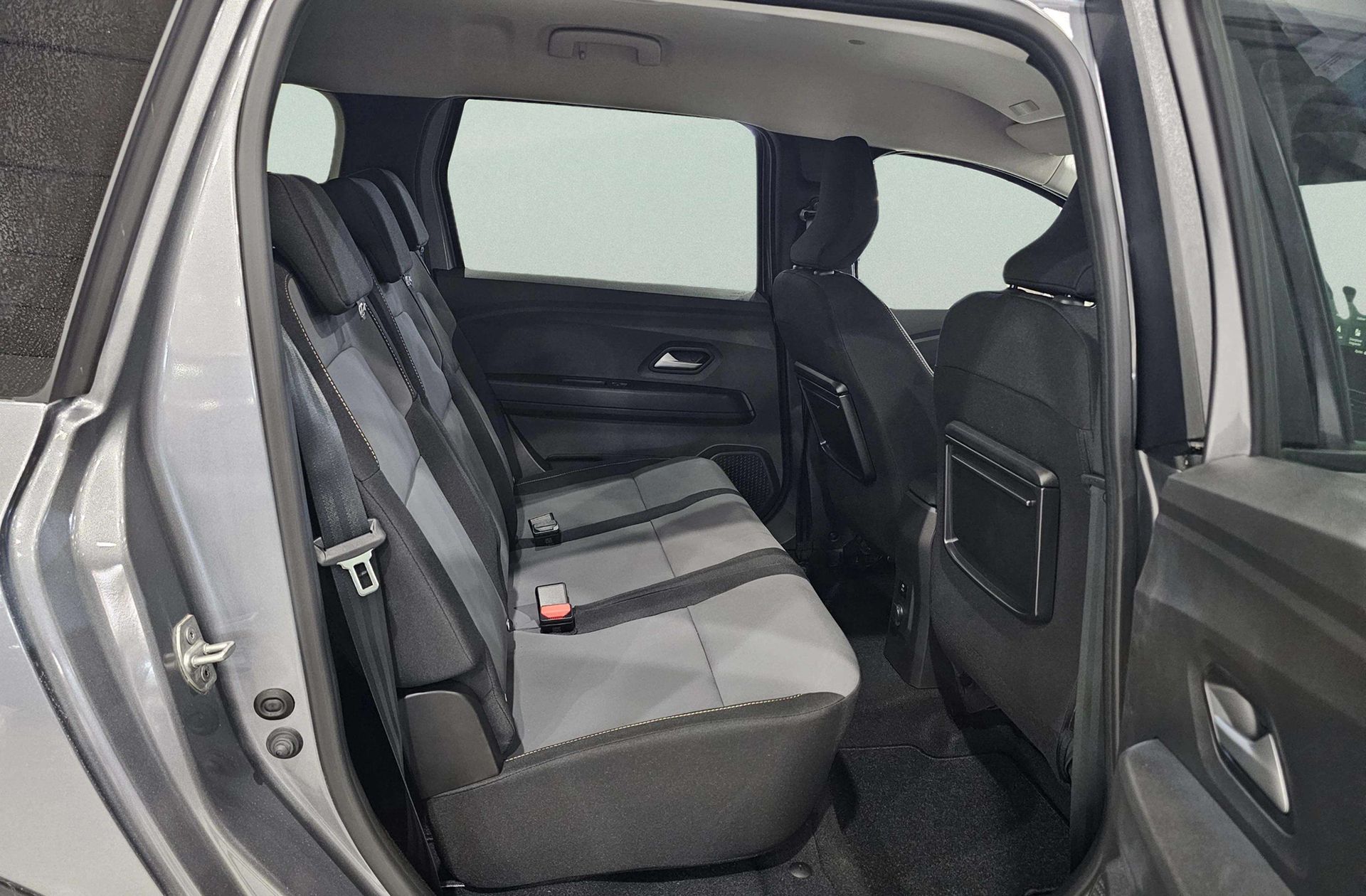 Dacia Jogger Extreme Go Hybrid - foto 18