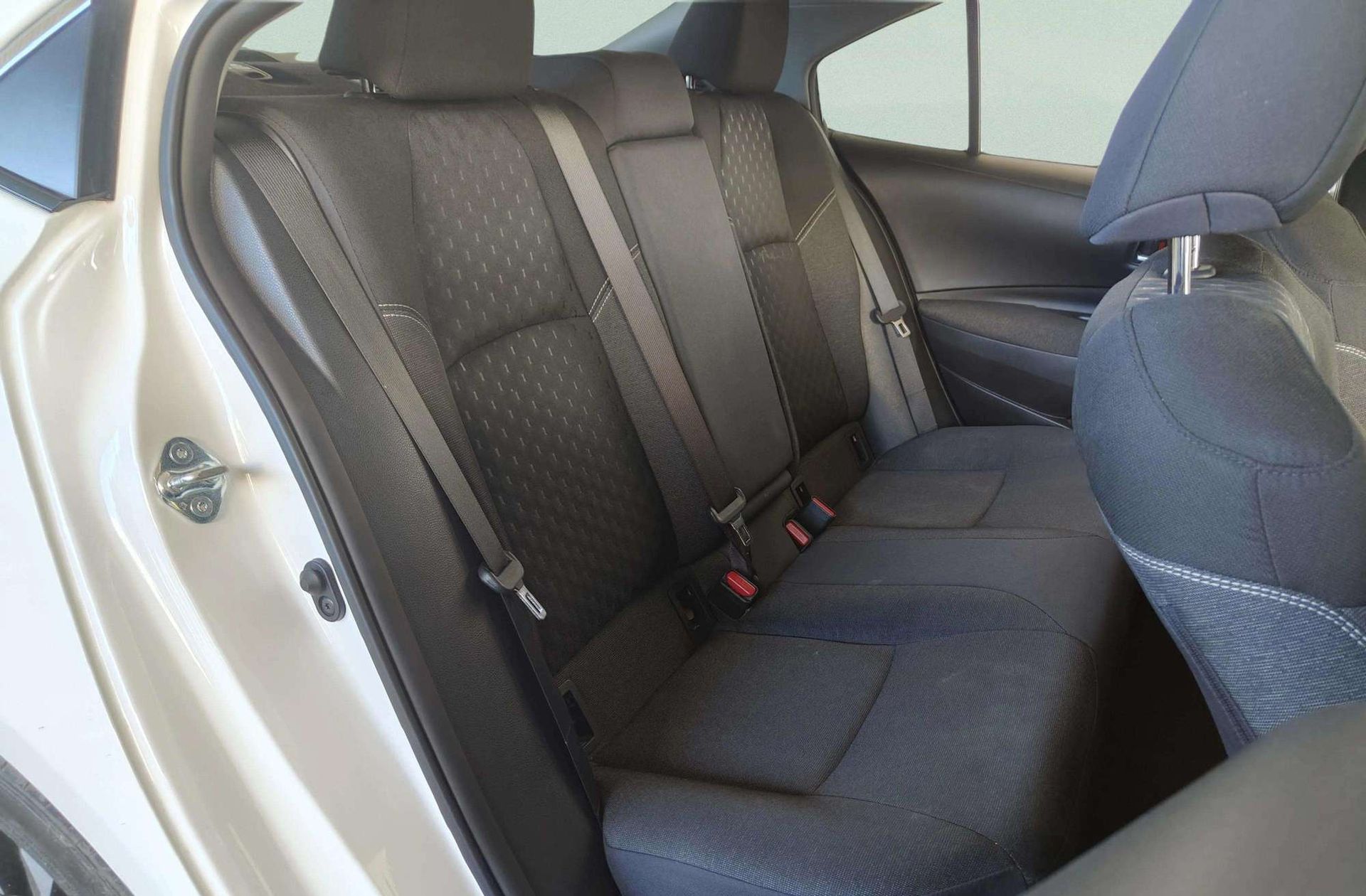 Toyota Corolla 140H Style - foto 19