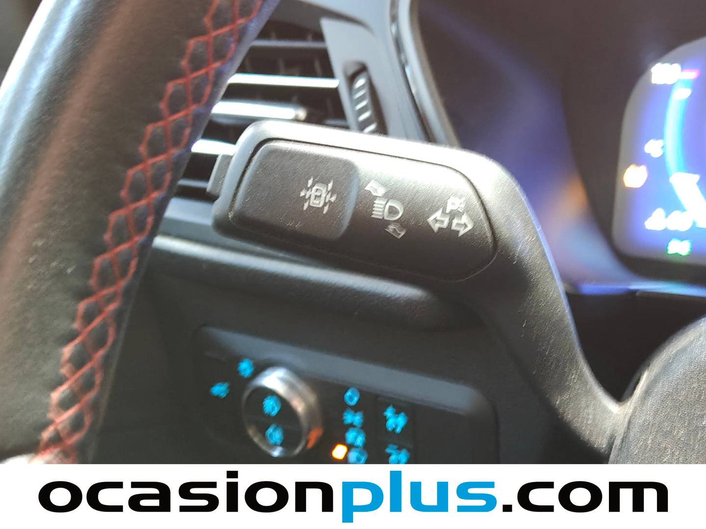 Foto Ford Kuga Ford Kuga 2.0 EcoBlue ST-Line X 4x4 Auto (190 CV)