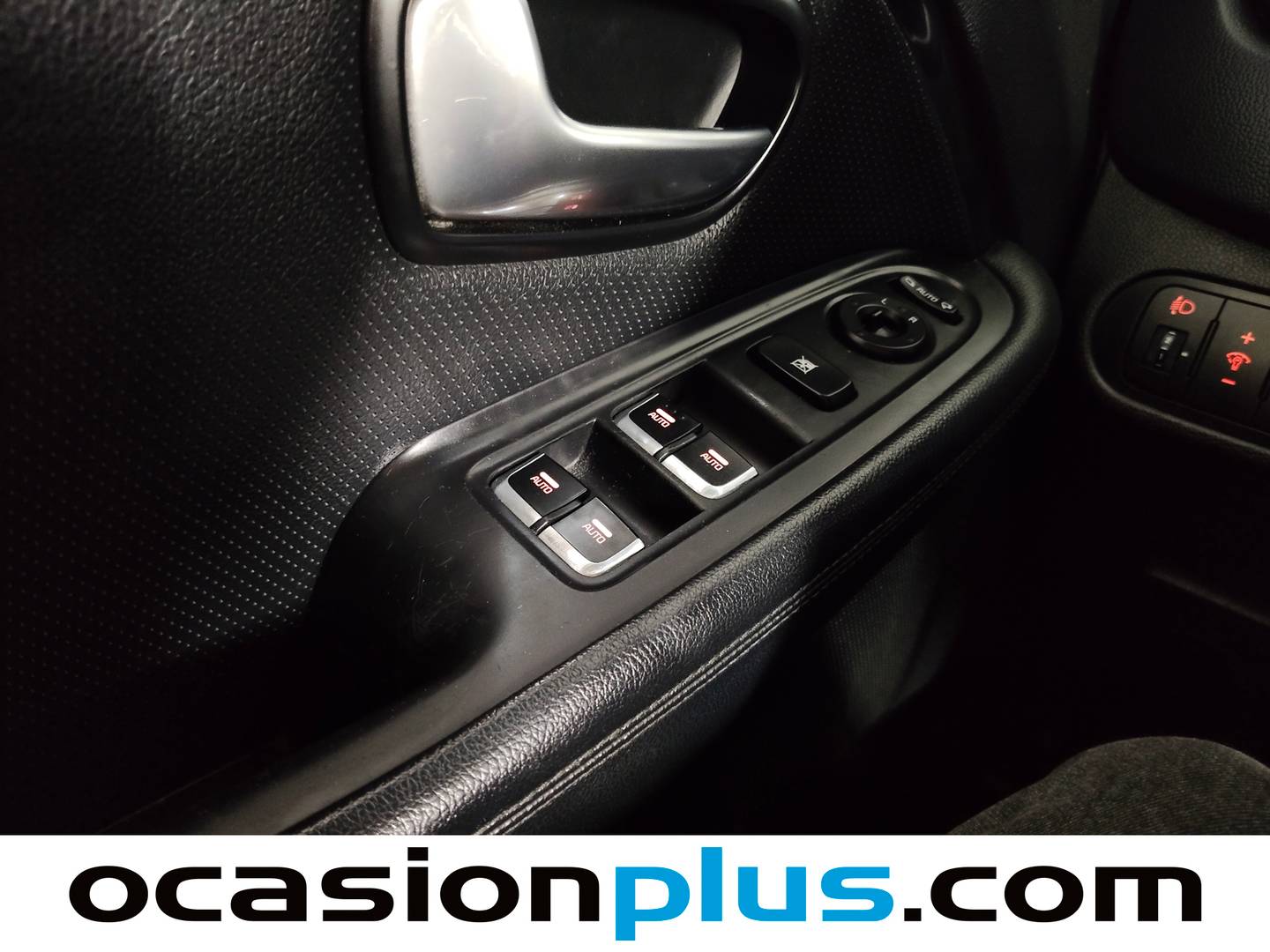 KIA Carens KIA Carens 1.7 CRDi VGT Eco-Dynam x-Tech (115 CV) 2015