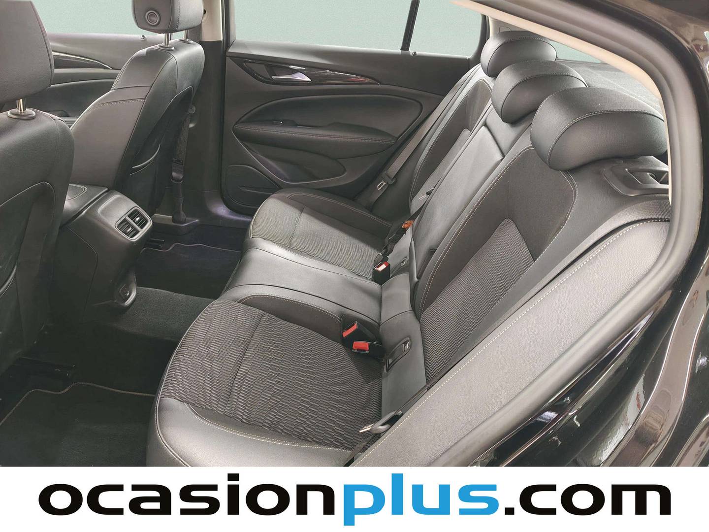 Foto Opel Insignia Opel Insignia 2.0T SHT Business Elegance AT9 (170 CV)