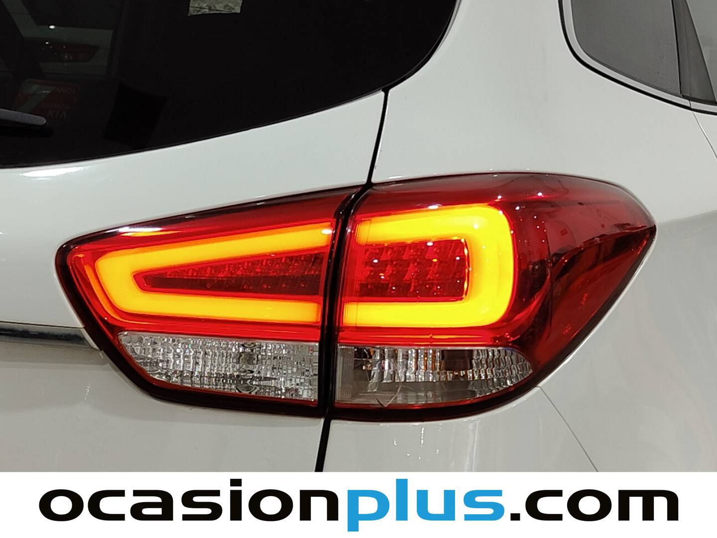 Extras del KIA Carens KIA Carens 1.7 CRDi VGT Drive Eco-Dynamics (115 CV)