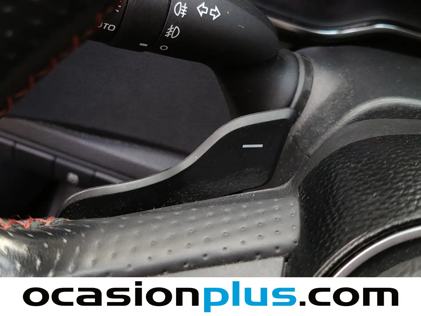 Foto Toyota Corolla Toyota Corolla 180H GR-SPORT E-CVT (180 CV)