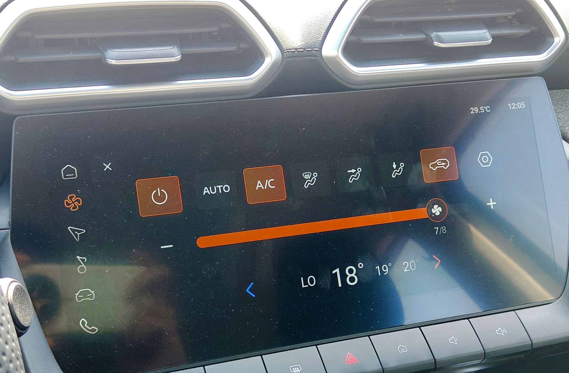 MG ZS 1.5 Hybrid+ Comfort - foto 25