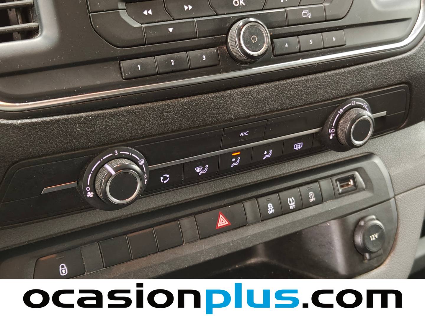Equipamiento del Peugeot Expert Peugeot Expert Combi BlueHDi 120 S&S Standard (120 CV)