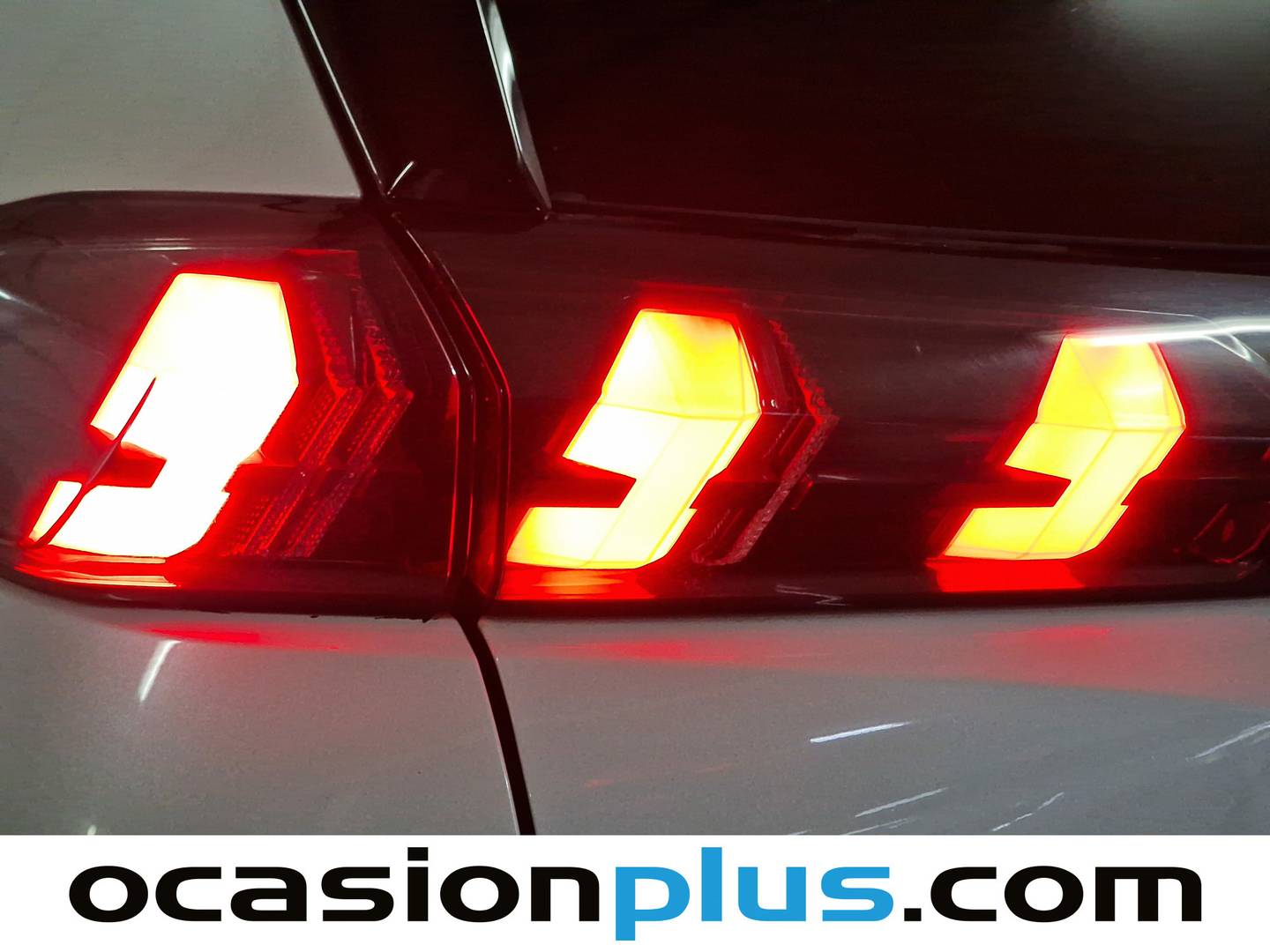 Foto Peugeot 2008 Peugeot 2008 PureTech 130 S&S Allure Pack (130 CV)