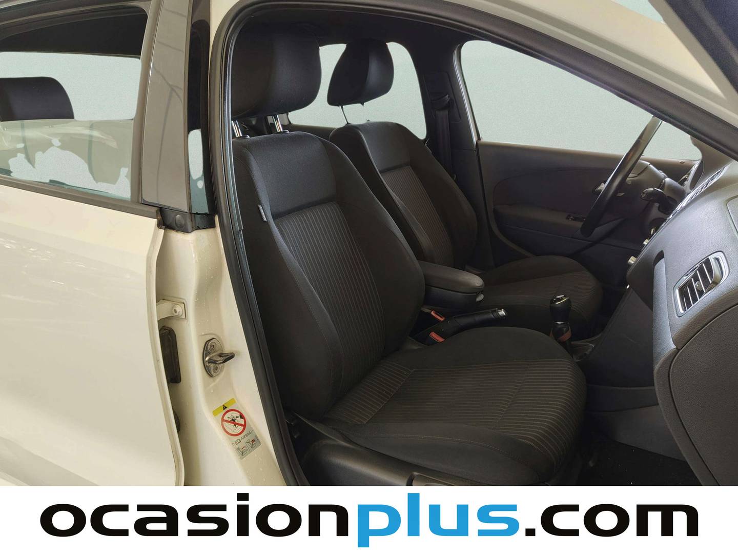 Foto Volkswagen Polo Volkswagen Polo Sport by R-Line 1.6 TDI (90 CV)