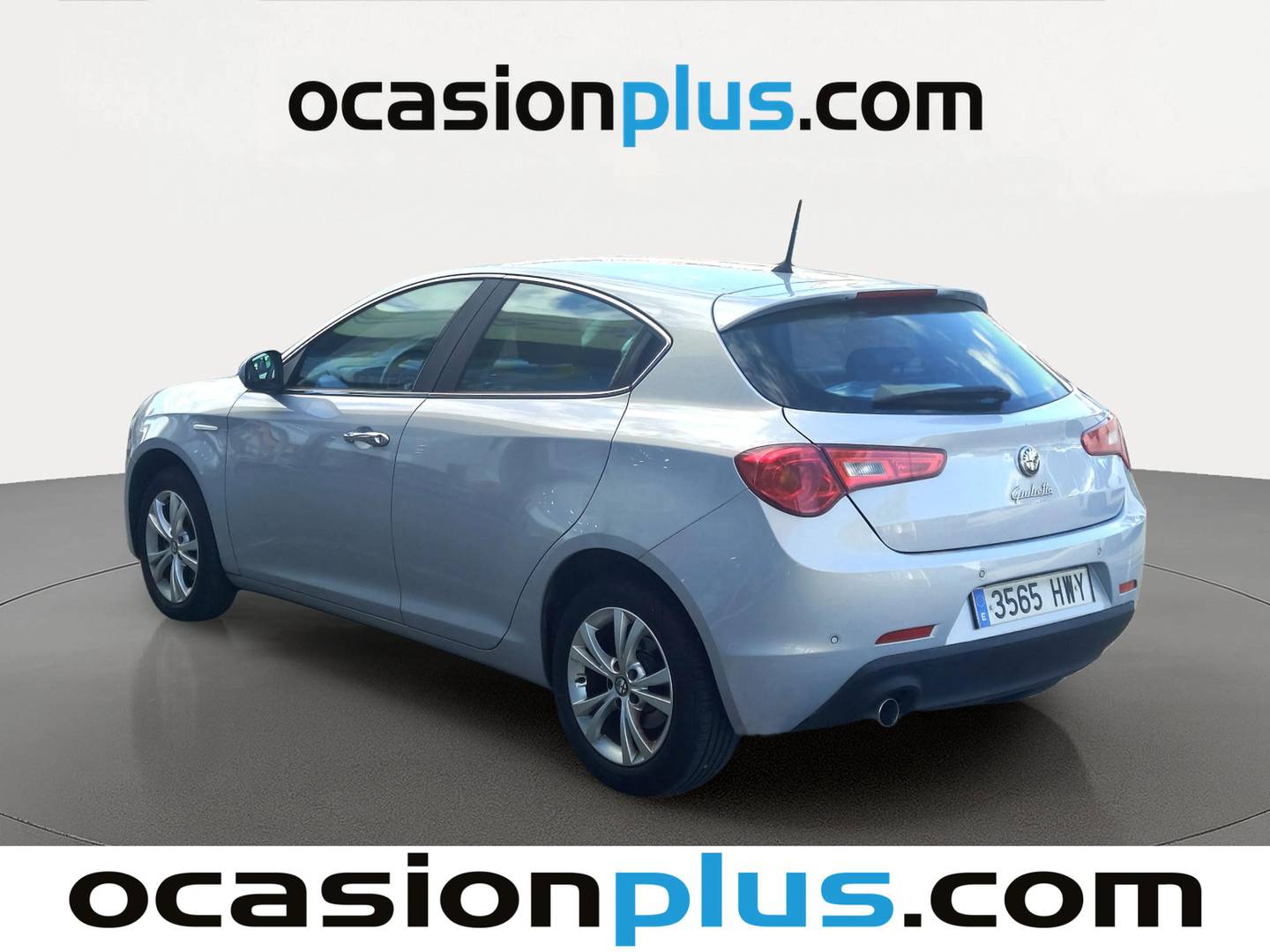 Foto trasera Alfa Romeo Giulietta Alfa Romeo Giulietta Giulietta 1.6 JTDm Distinctive (105 CV) izquierda