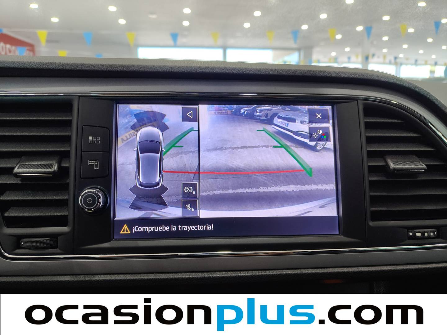 Equipamiento del Seat León Seat León 1.6 TDI S&S Style Visio Edition (115 CV)