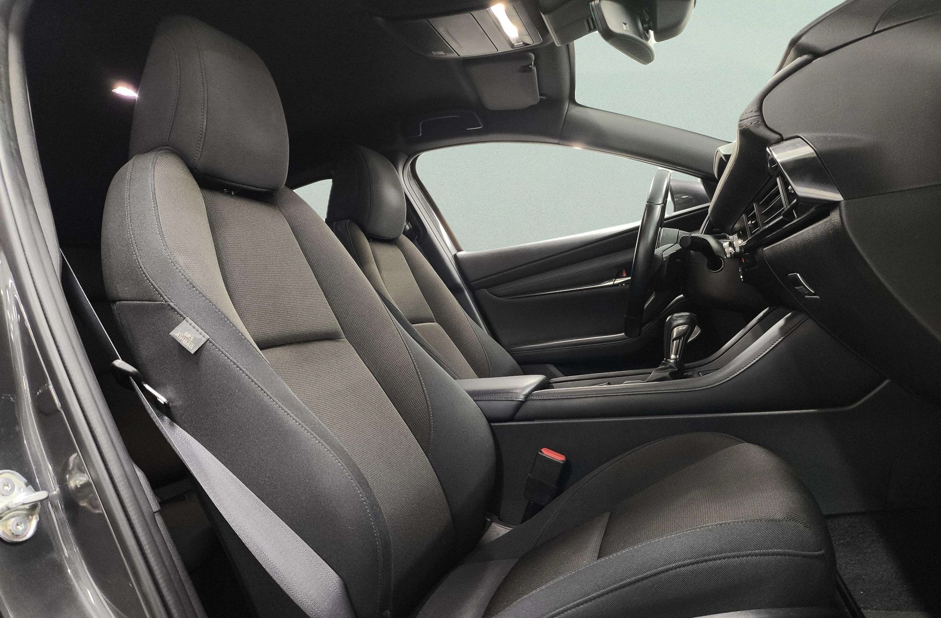 Mazda Mazda3 2.0 e-SKYACTIV-G Zenith - foto 19