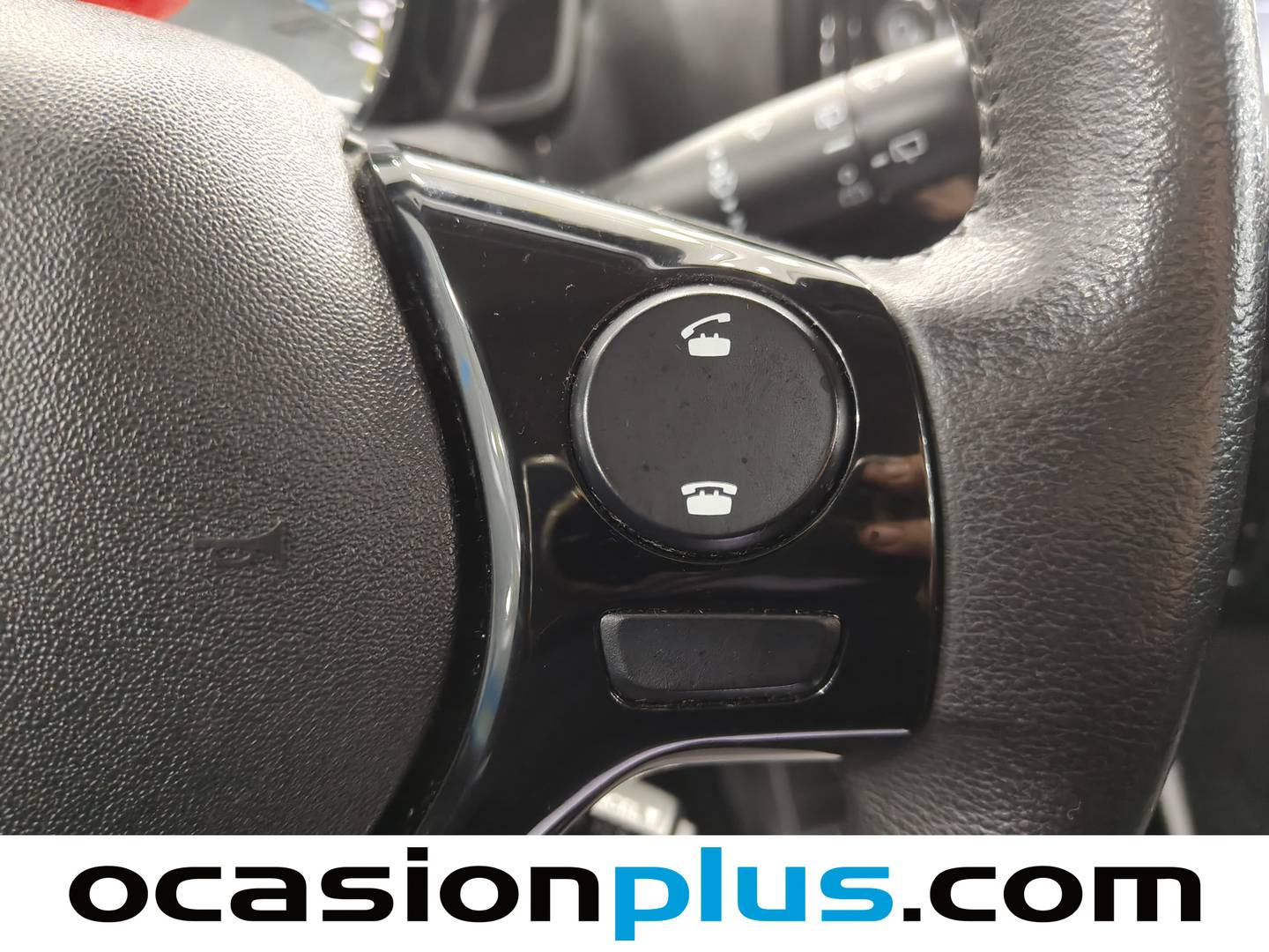 Foto Peugeot 108 Peugeot 108 1.0 VTI Top! Allure (72 CV)