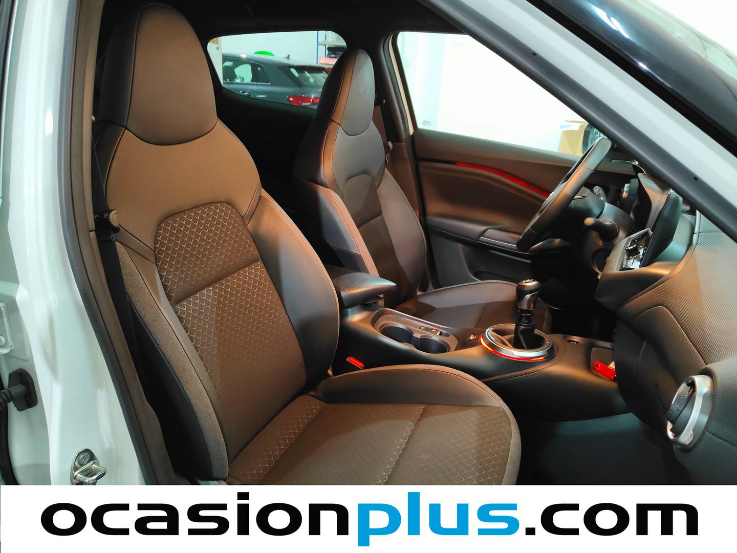 Foto Nissan JUKE Nissan Juke DIG-T N-Connecta 4x2 (114 CV)