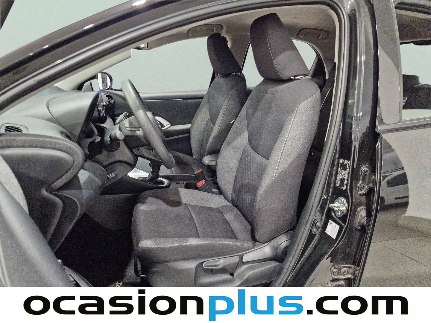 Foto Toyota Yaris Toyota Yaris 120H Business Plus (116 CV)