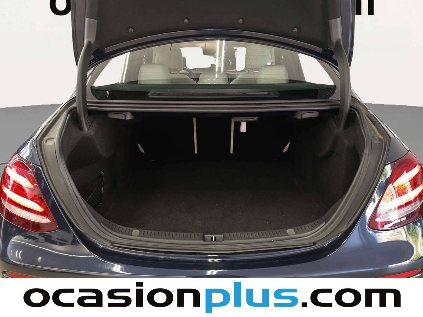 Fotos maletero Mercedes Clase E Mercedes-Benz Clase E E 200 (184 CV)