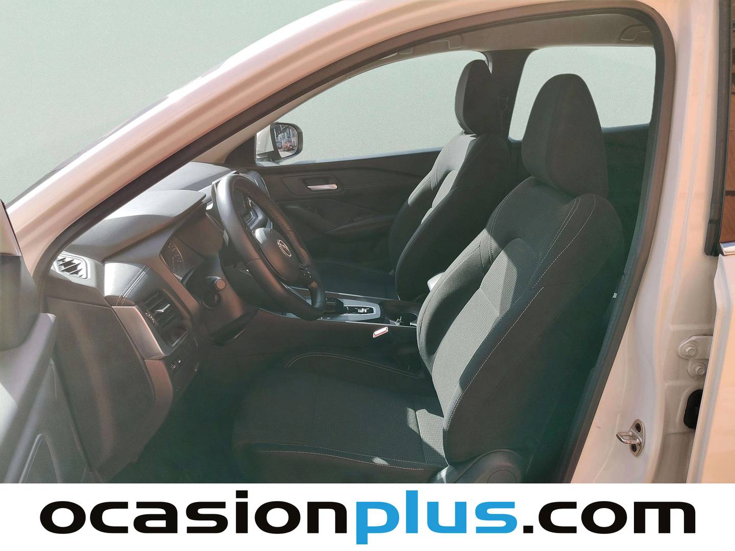Foto asientos delanteros Nissan QASHQAI Nissan Qashqai E-POWER N-Connecta Auto (190 CV)