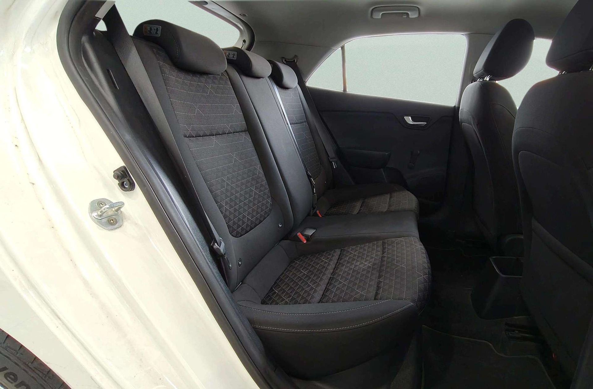 Kia Rio 1.0 T-GDi Concept - foto 14