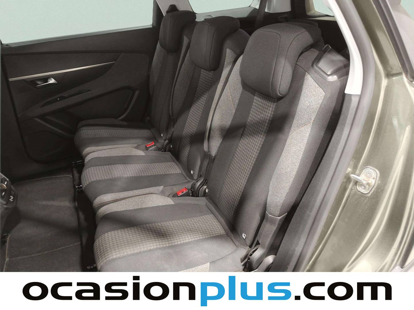 Foto asientos traseros Peugeot 5008 Peugeot 5008 BlueHDI 130 Active S&S 7Plazas (130 CV)