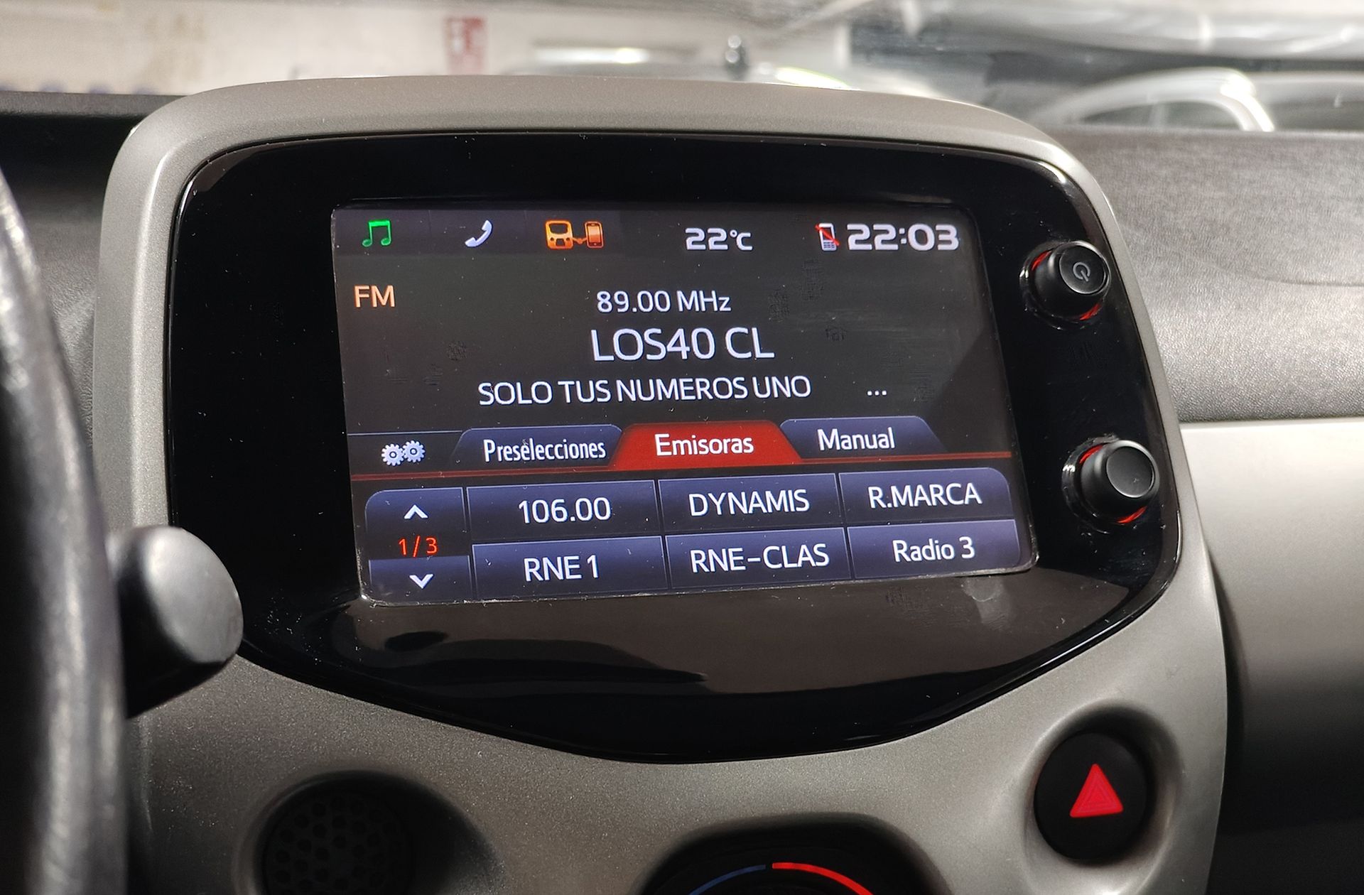 Toyota Aygo 1.0 70 x-play - foto 25