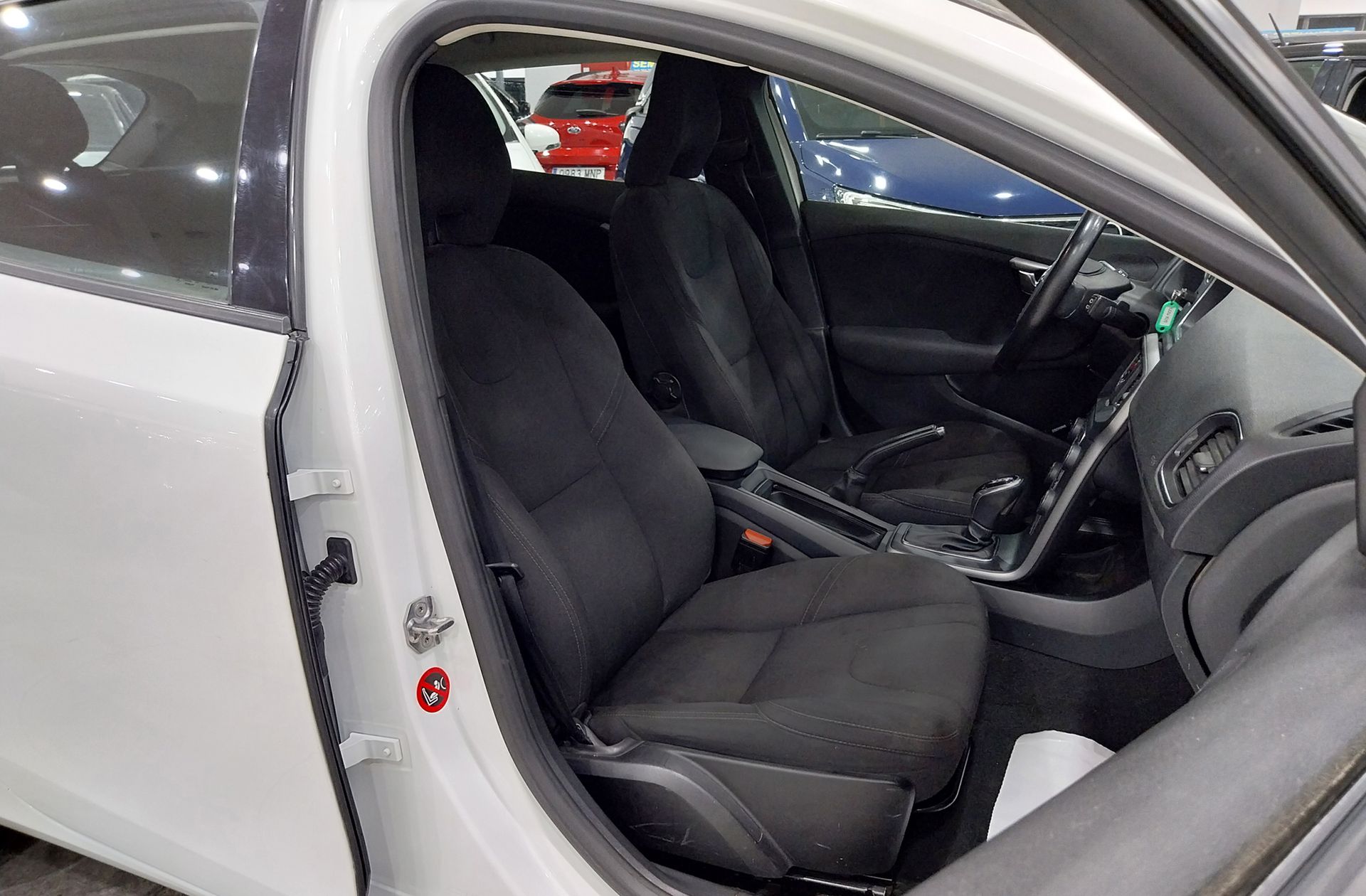 Volvo V40 D2 Kinetic - foto 15