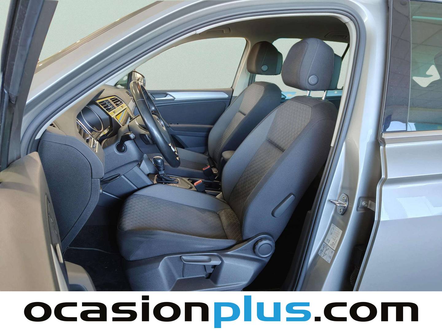 Foto Volkswagen Tiguan Volkswagen Tiguan Advance 1.5 TSI (150 CV) DSG Pack R-Line