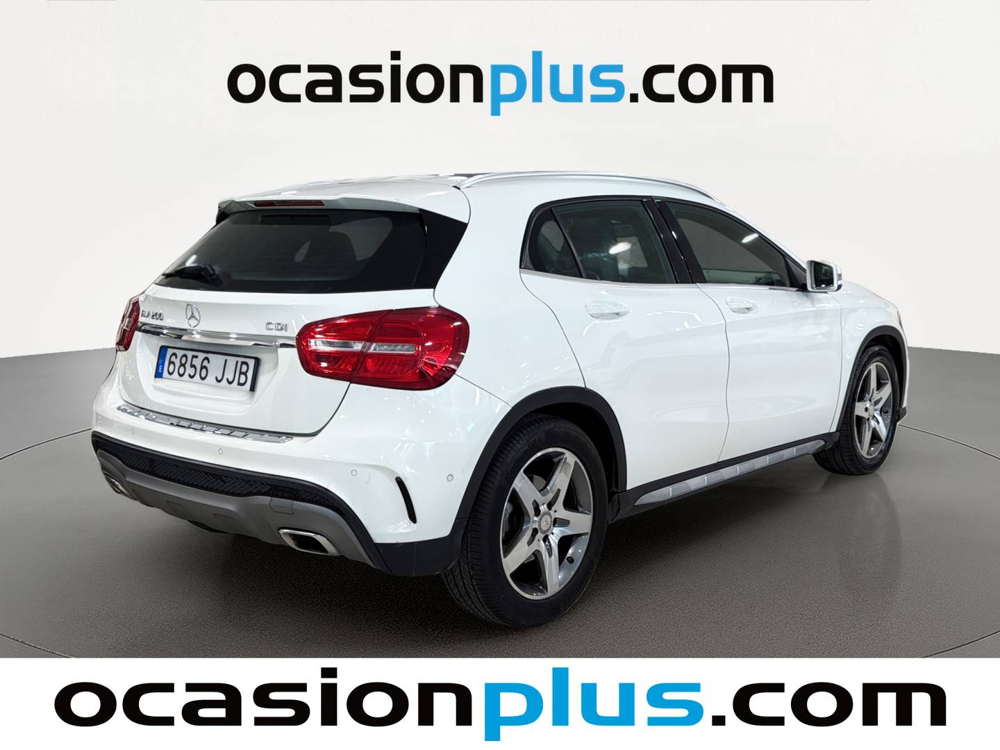 Foto trasera Mercedes GLA Mercedes GLA 200 d AMG Line (136 CV) izquierda