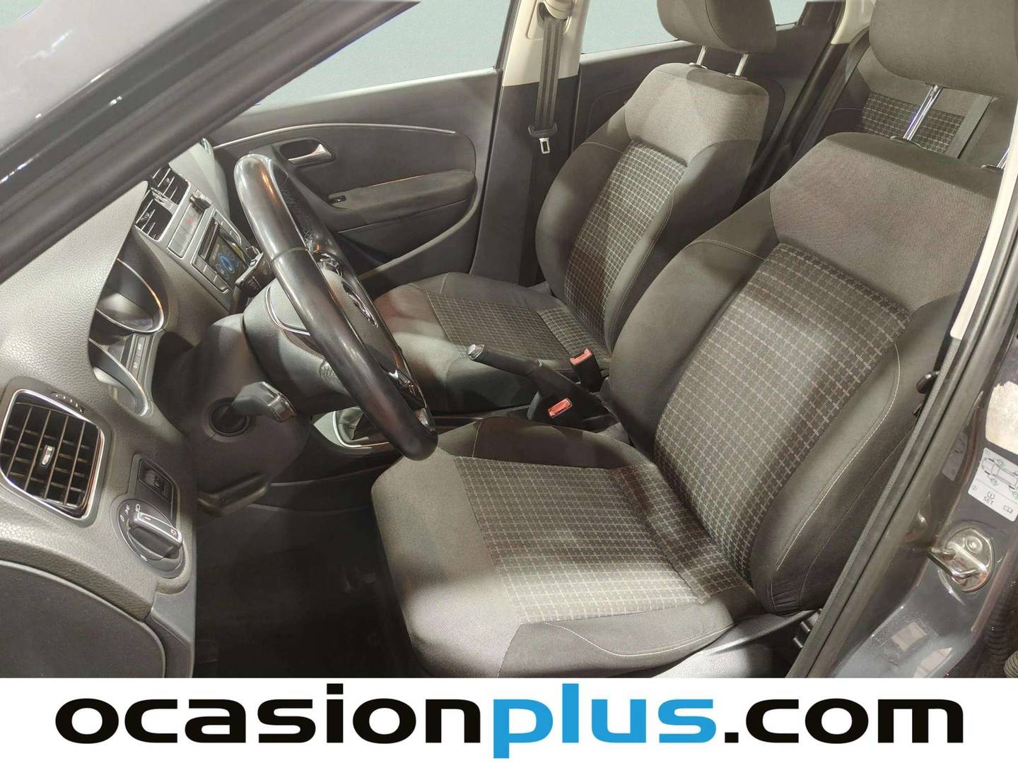 Foto asientos delanteros Volkswagen Polo Volkswagen Polo Advance 1.4 TDI BMT (90 CV)