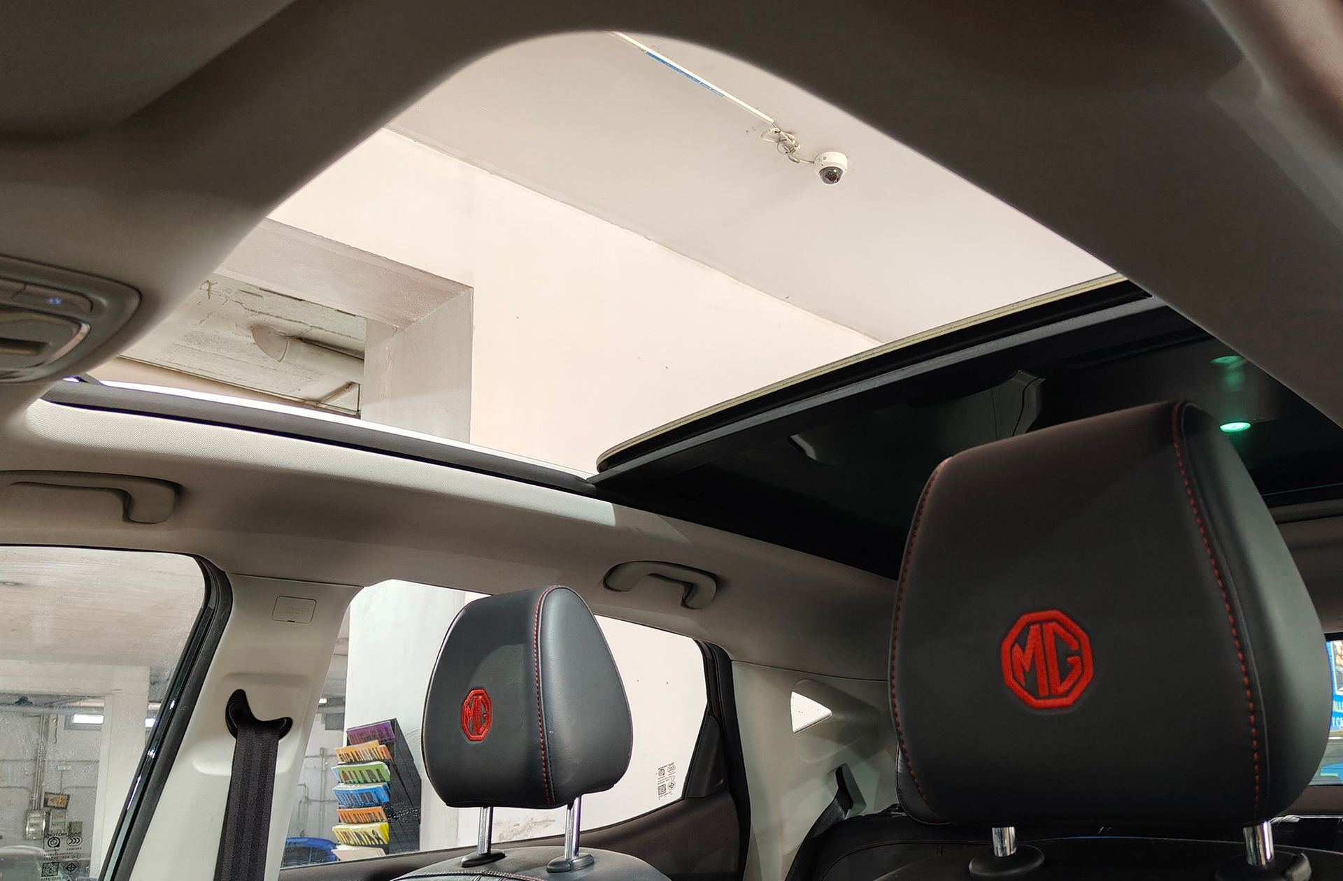 MG ZS 1.0T Luxury - foto 6