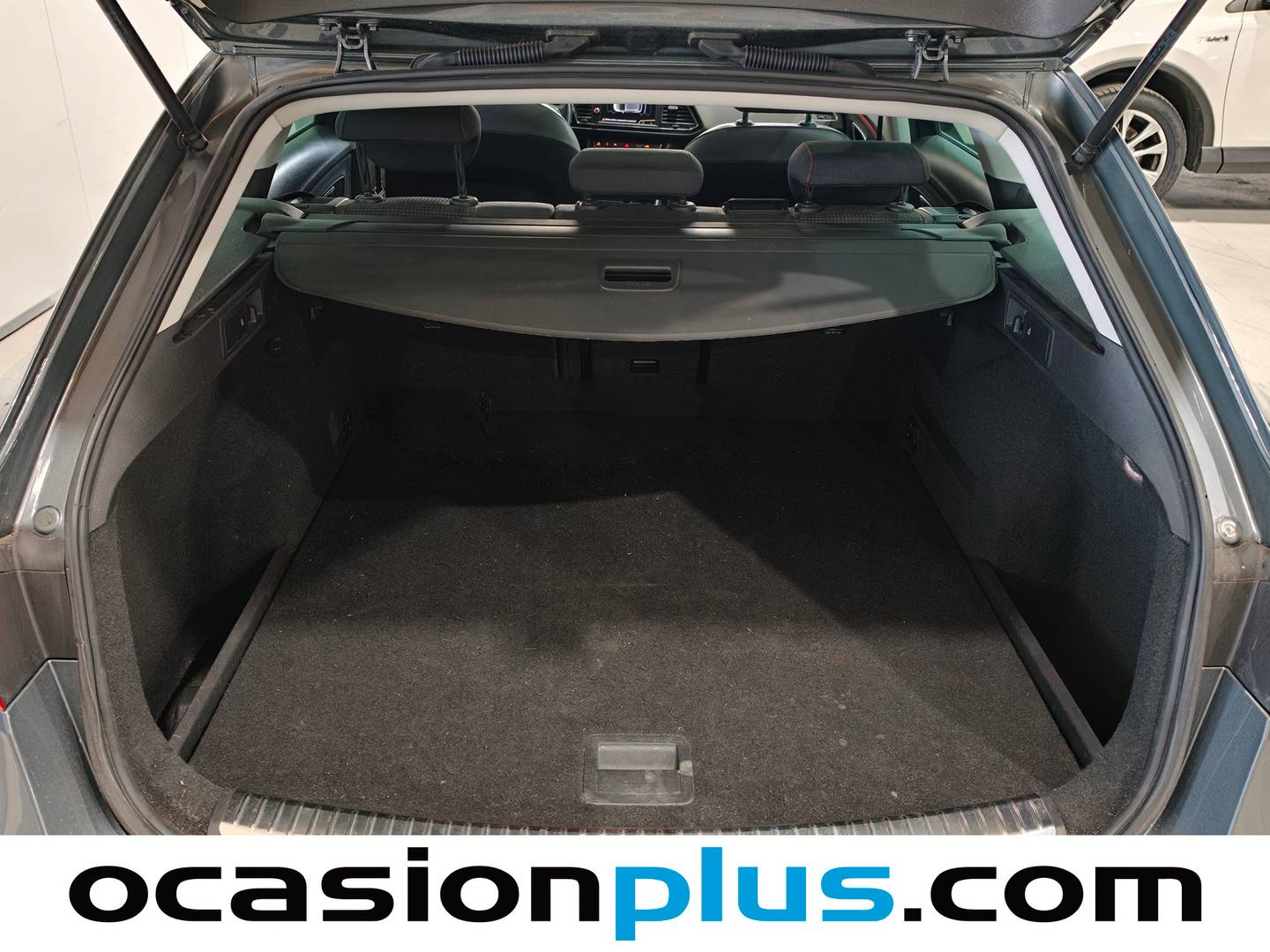 Fotos maletero Seat León SEAT León ST ST 1.4 TSI ACT S&S FR Advanced 110 kW (150 CV)