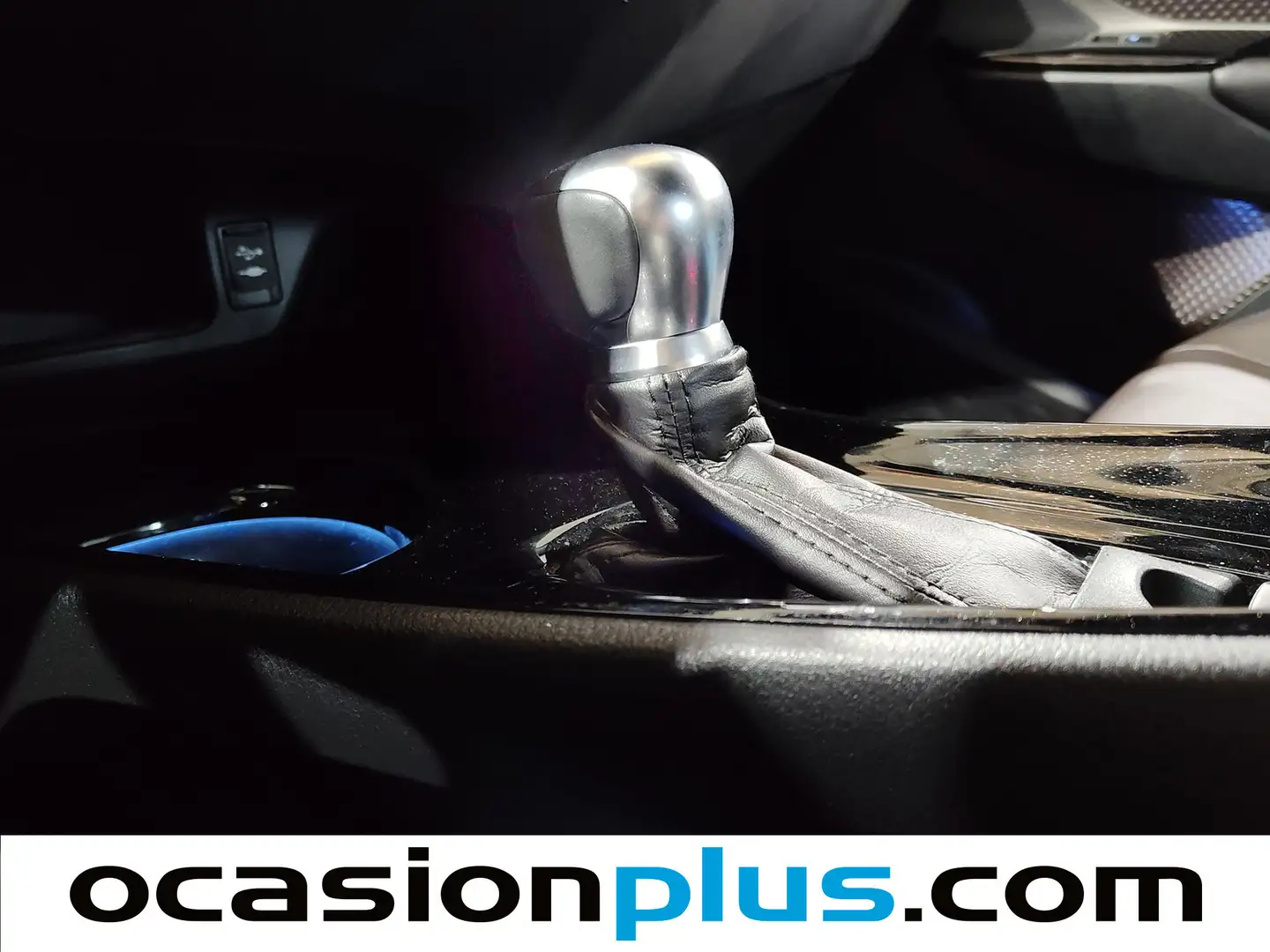 Foto Toyota C-HR Toyota C-HR 1.8 125H Style Plus (122 CV)